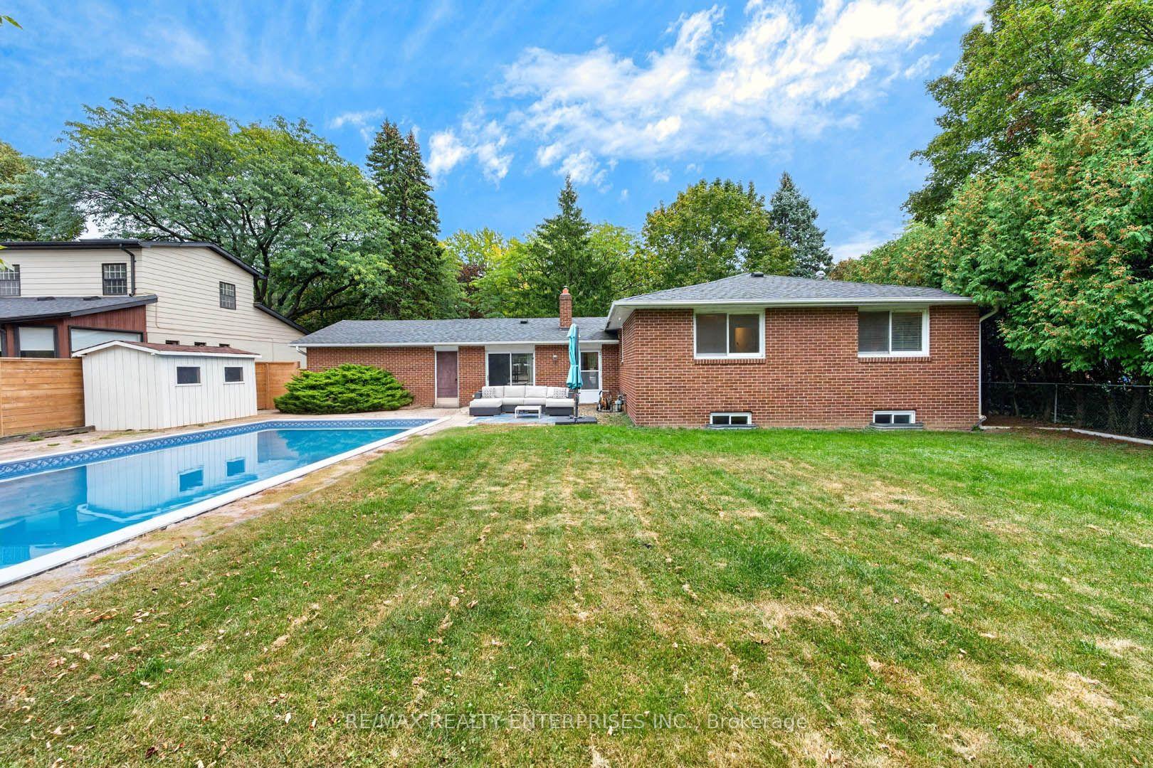 Photo 38 of 829 Terlin Boulevard, Mississauga, Lorne Park — HOMEH