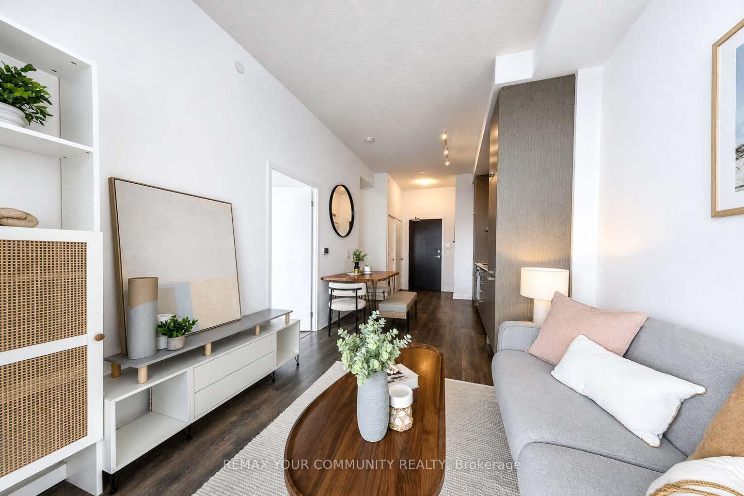Photo 23 of Unit 917, 60 Honeycrisp Crescent, Vaughan, Vaughan Corporate Centre — HOMEH