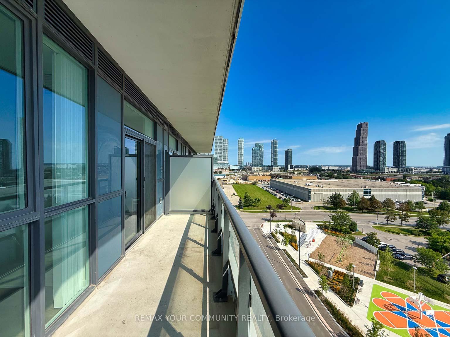 Photo 29 of Unit 917, 60 Honeycrisp Crescent, Vaughan, Vaughan Corporate Centre — HOMEH