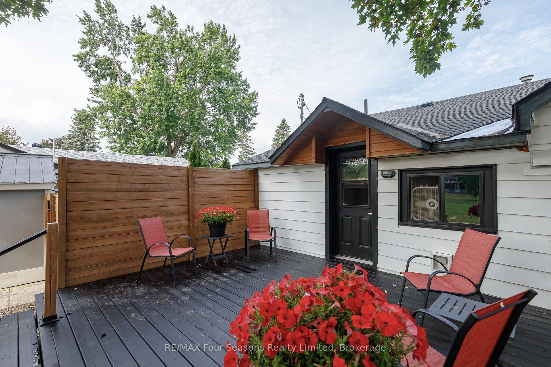 Photo 28 of 231 Superior Street, Clearview, Stayner — HOMEH