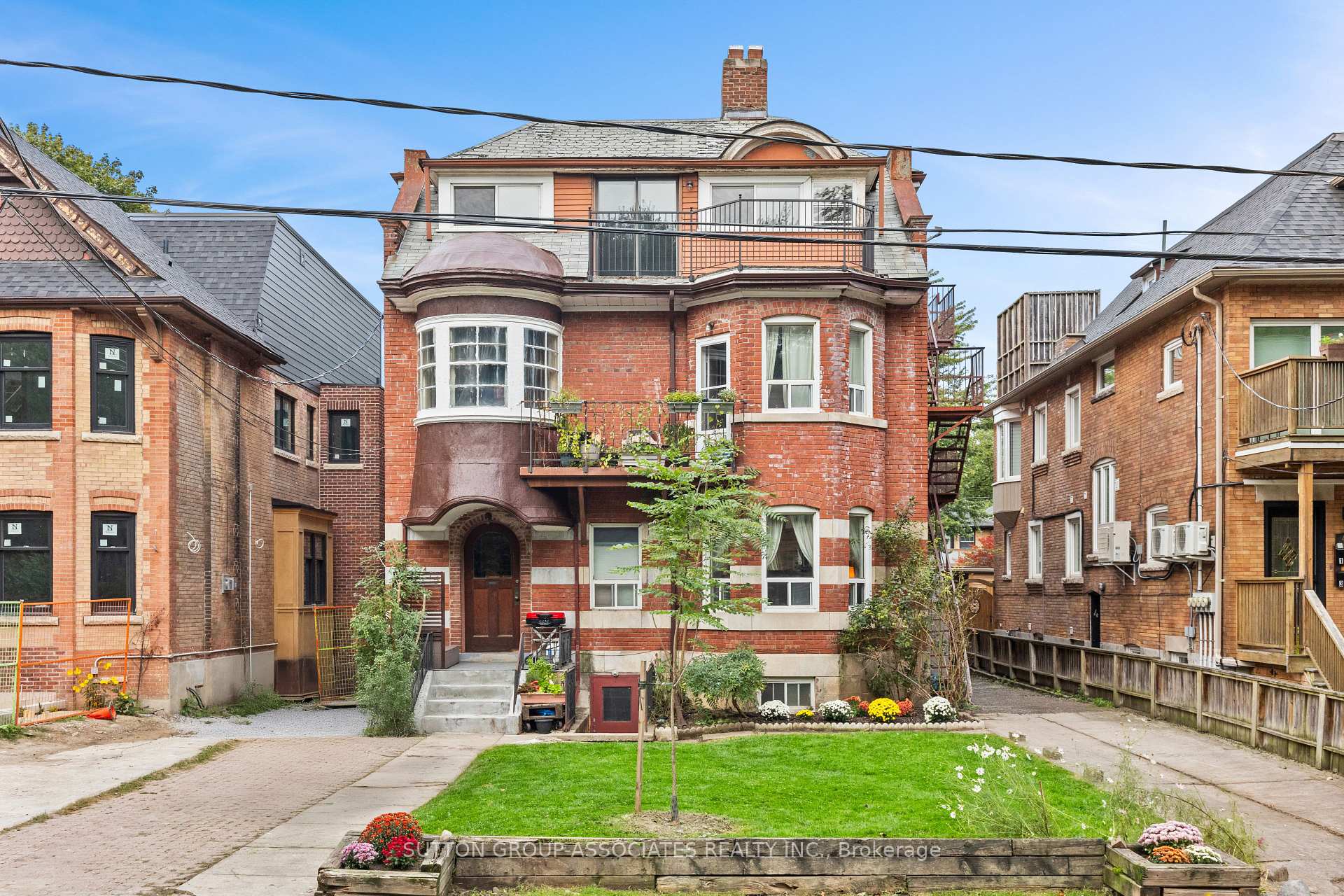 Photo of 415 Brunswick Avenue