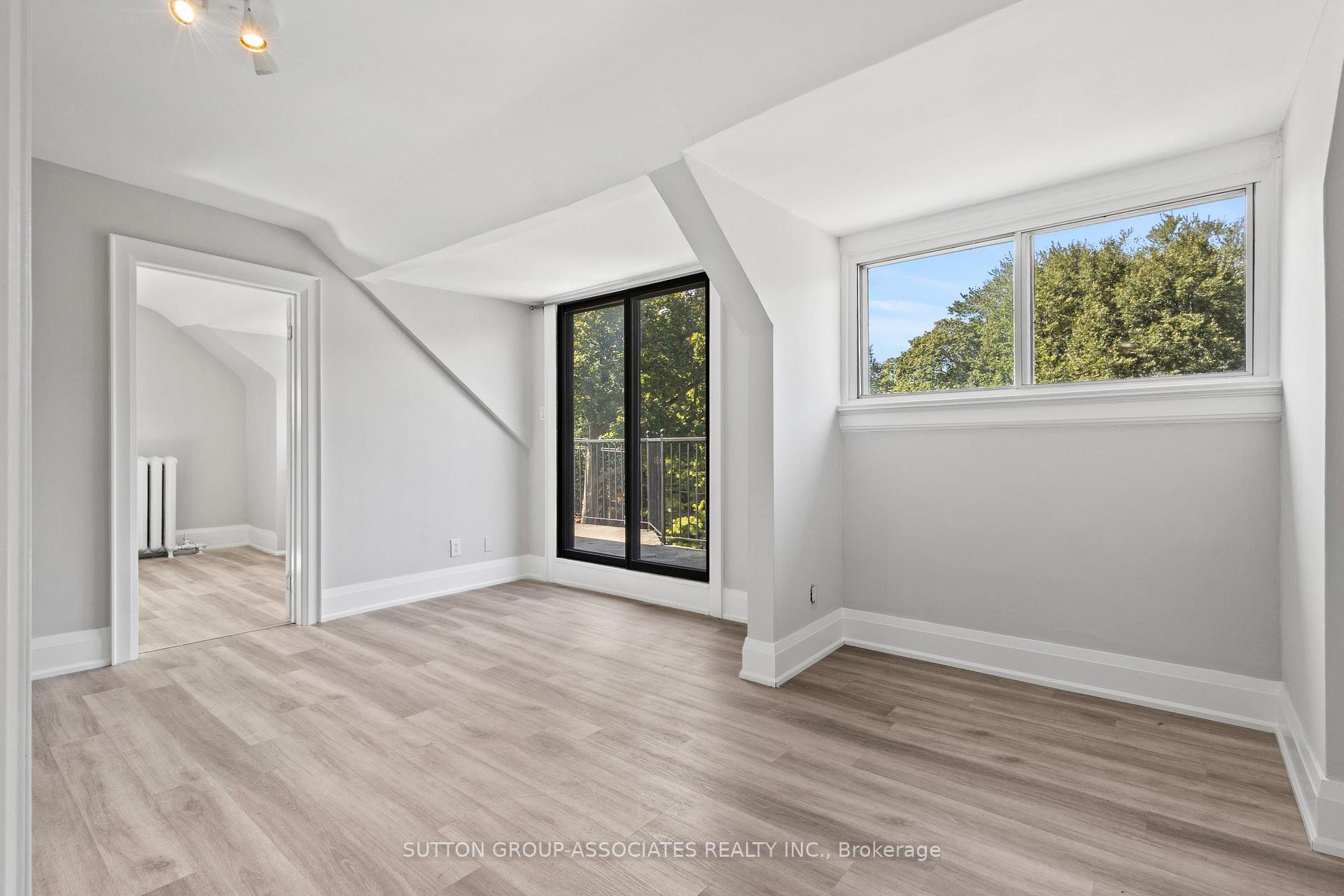 Photo 7 of 415 Brunswick Avenue, Toronto, The Annex — HOMEH