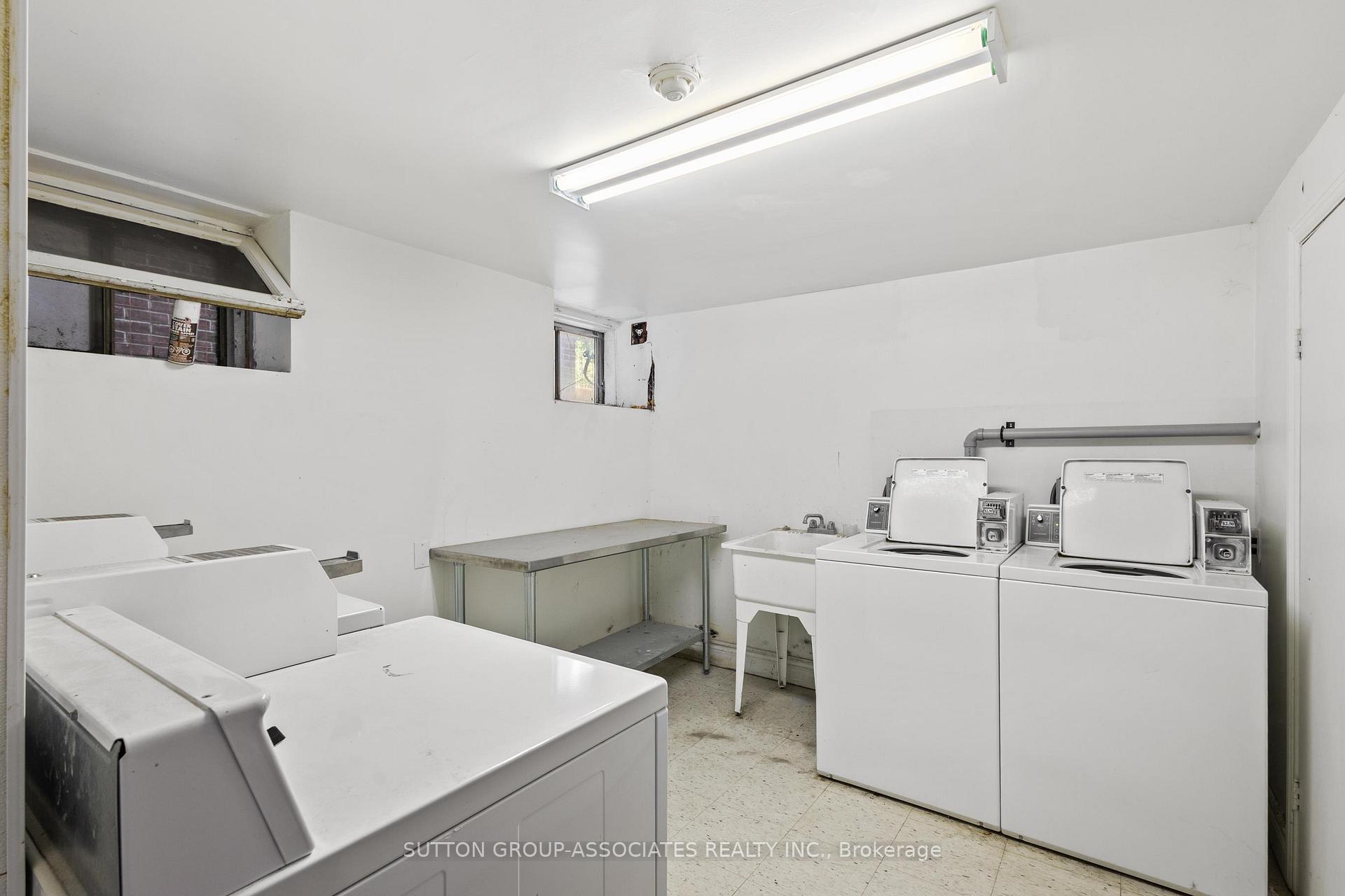 Photo 15 of 415 Brunswick Avenue, Toronto, The Annex — HOMEH