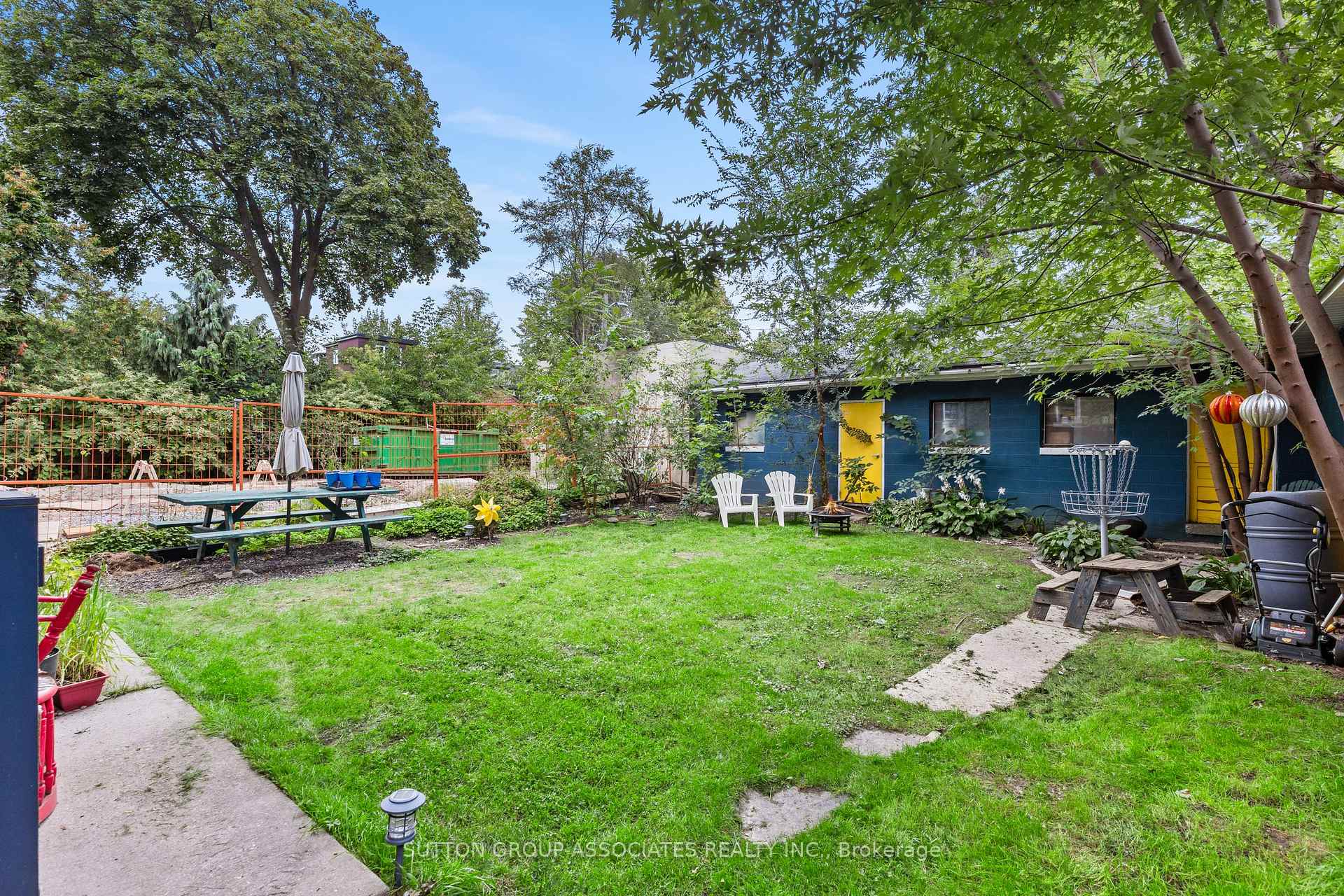 Photo 16 of 415 Brunswick Avenue, Toronto, The Annex — HOMEH