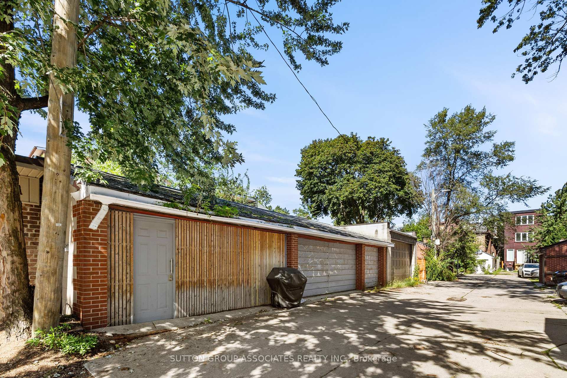 Photo 19 of 415 Brunswick Avenue, Toronto, The Annex — HOMEH