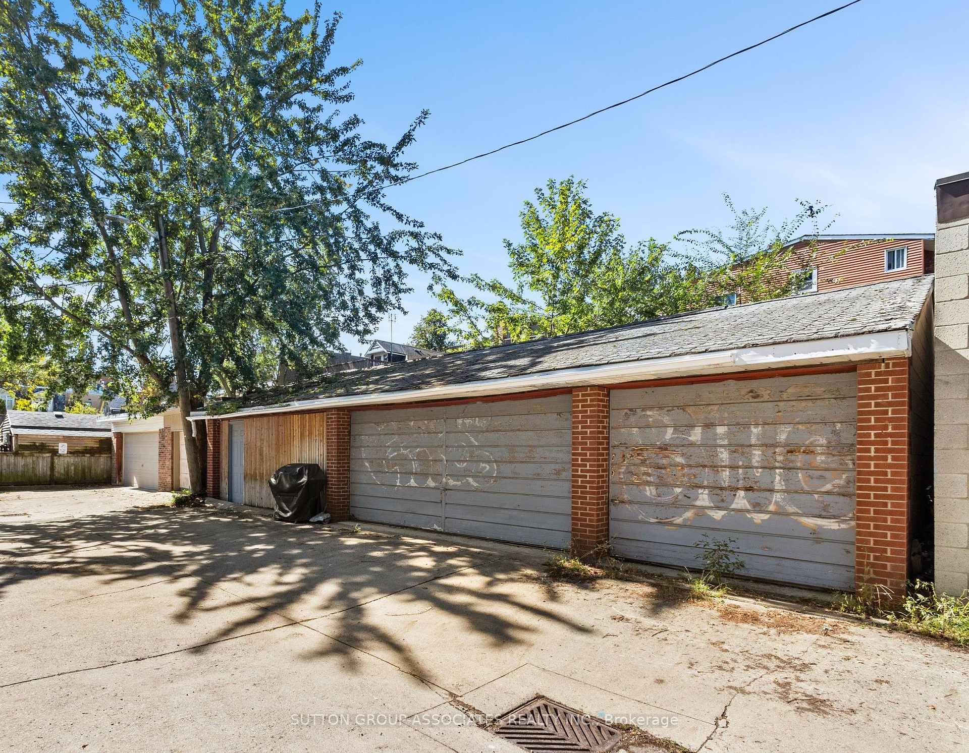 Photo 20 of 415 Brunswick Avenue, Toronto, The Annex — HOMEH