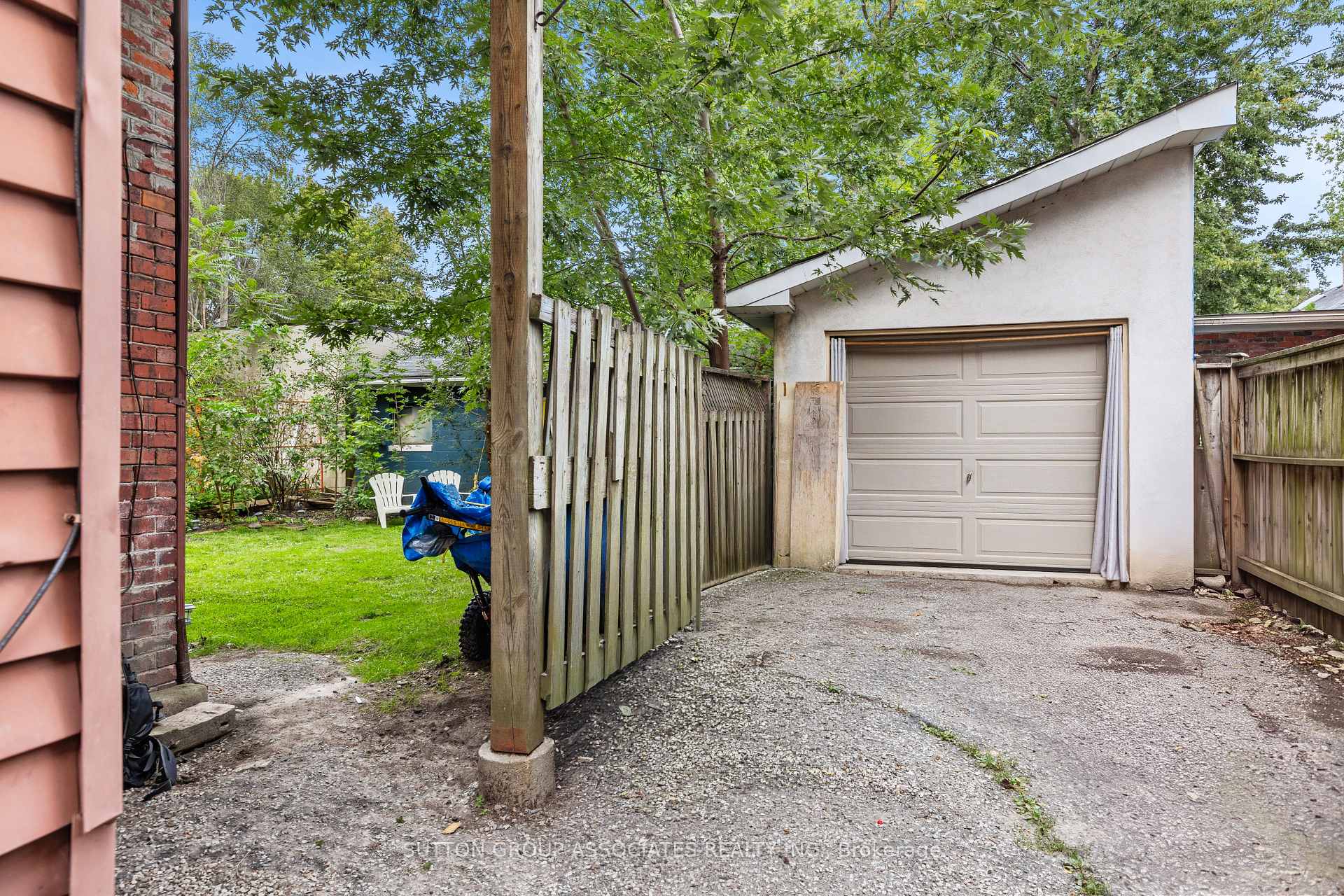 Photo 21 of 415 Brunswick Avenue, Toronto, The Annex — HOMEH