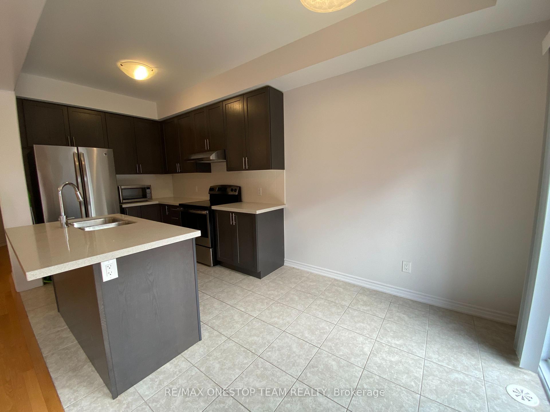 Photo 5 of 374 Wheat Boom Drive, Oakville, Joshua Meadows — HOMEH