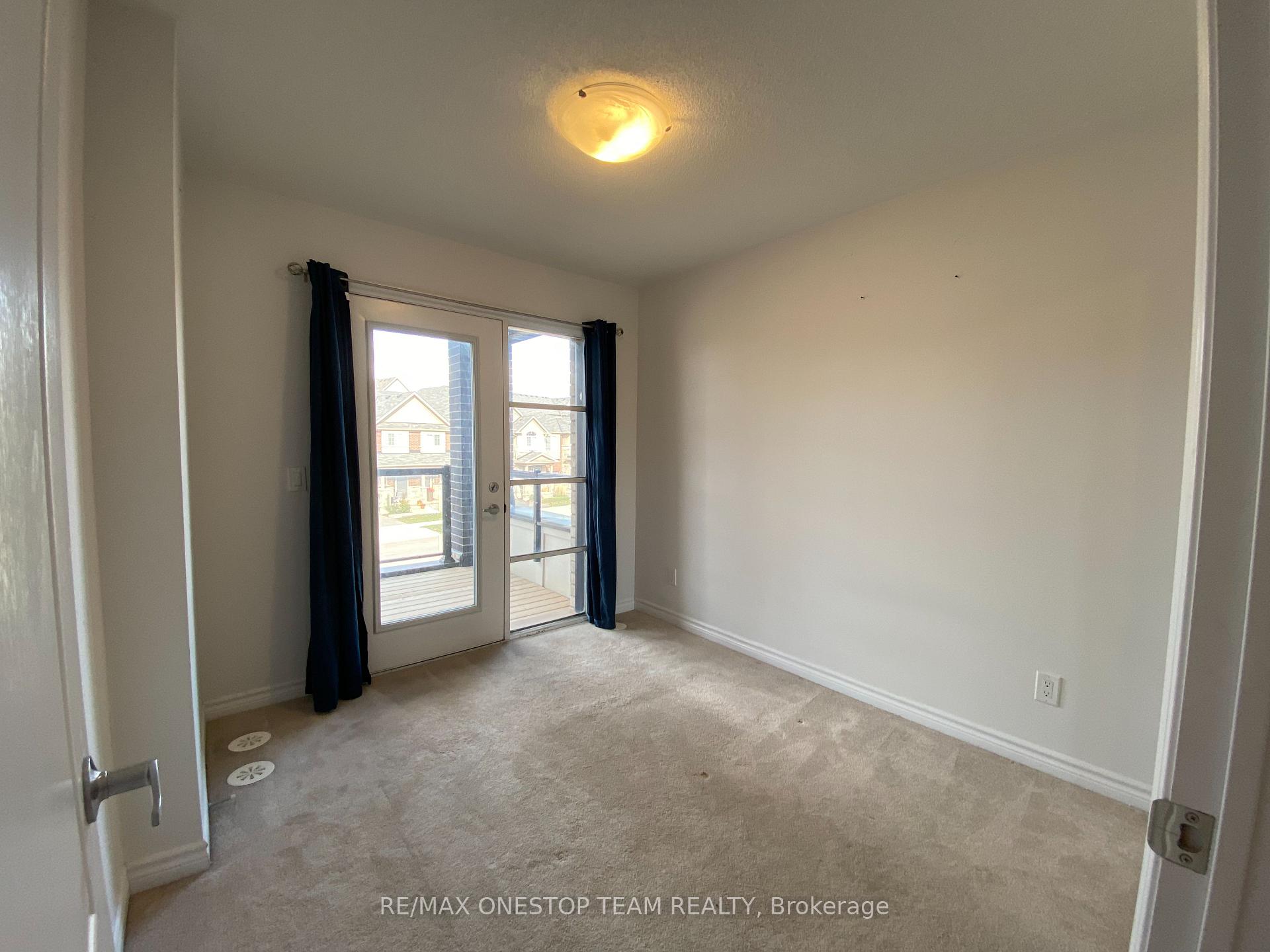 Photo 10 of 374 Wheat Boom Drive, Oakville, Joshua Meadows — HOMEH