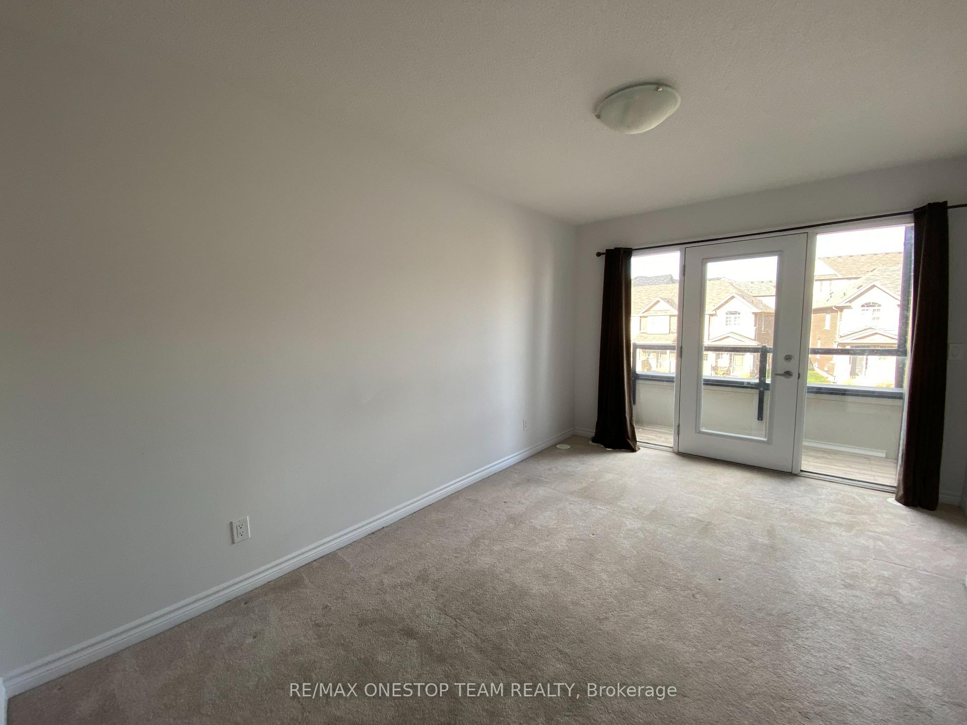 Photo 12 of 374 Wheat Boom Drive, Oakville, Joshua Meadows — HOMEH