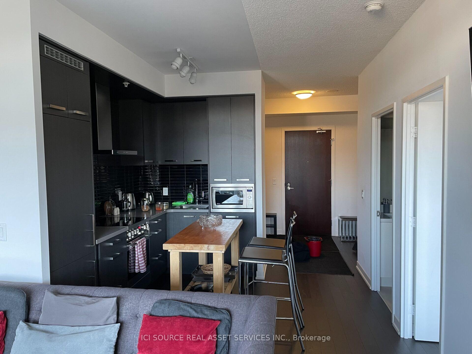 Photo 16 of Unit N222, 120 Bayview Avenue, Toronto, Waterfront Communities — HOMEH