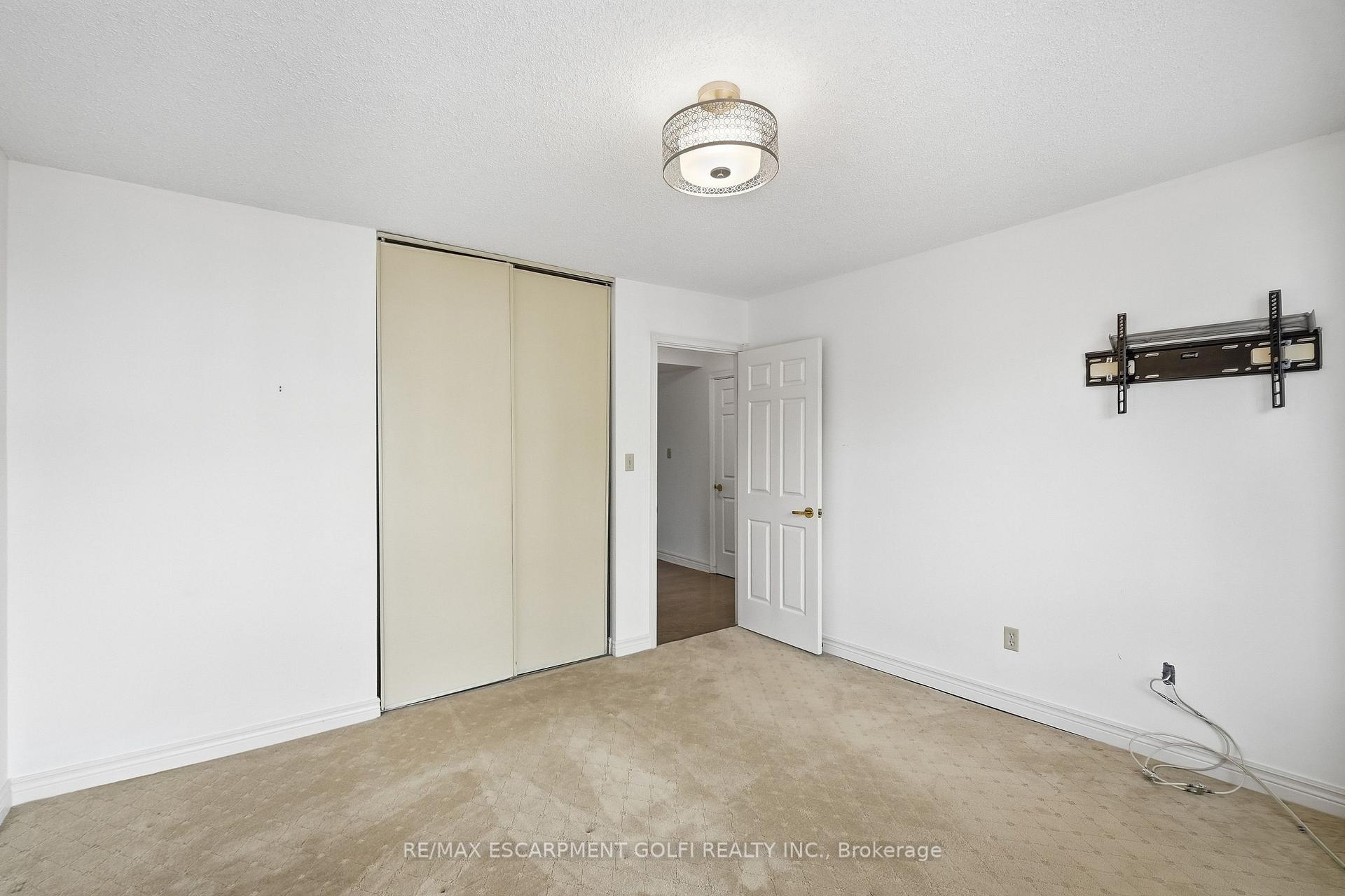 Photo 33 of Unit 601, 49 Robinson Street, Hamilton, Dundurn — HOMEH