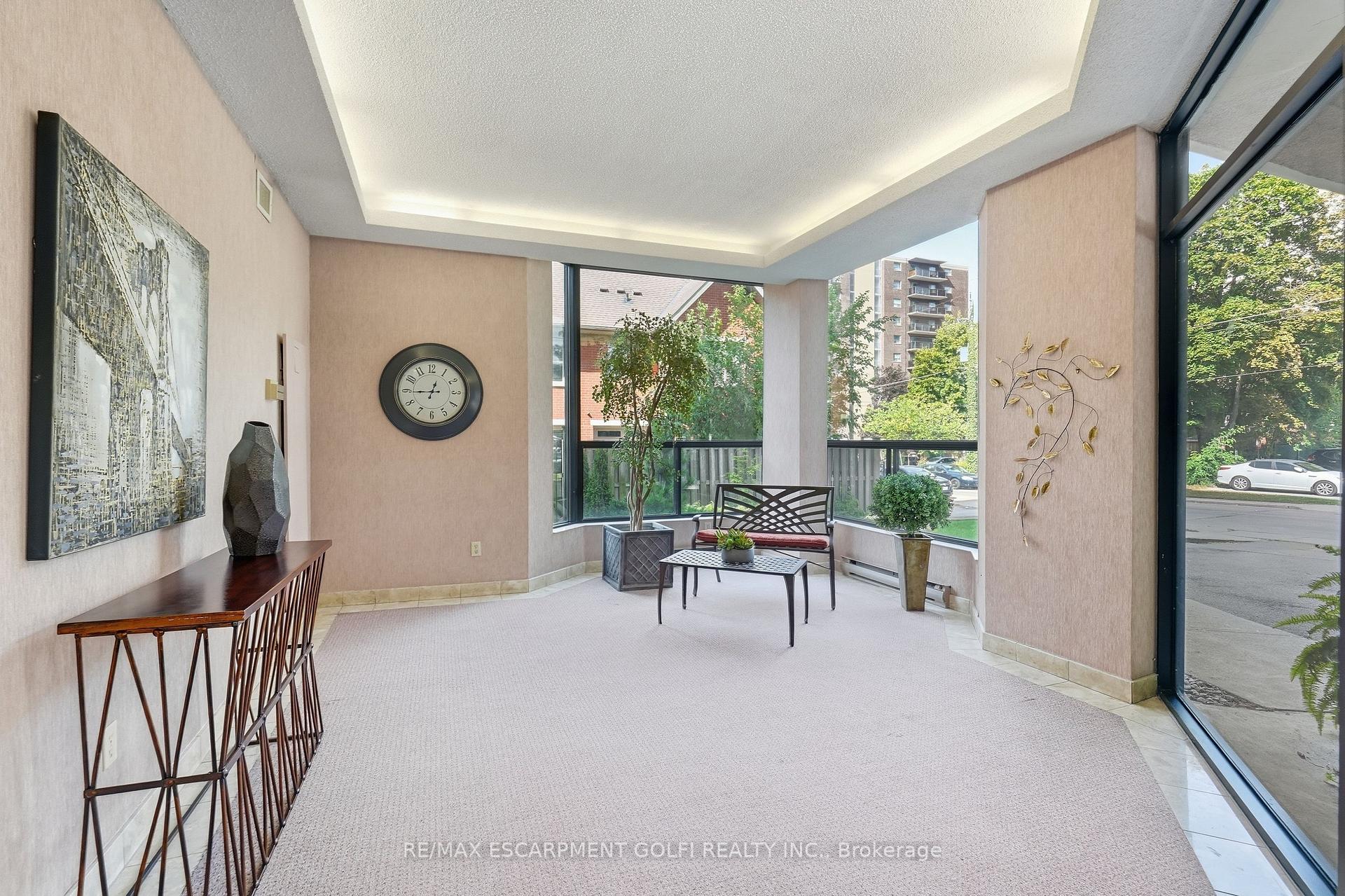 Photo 53 of Unit 601, 49 Robinson Street, Hamilton, Dundurn — HOMEH