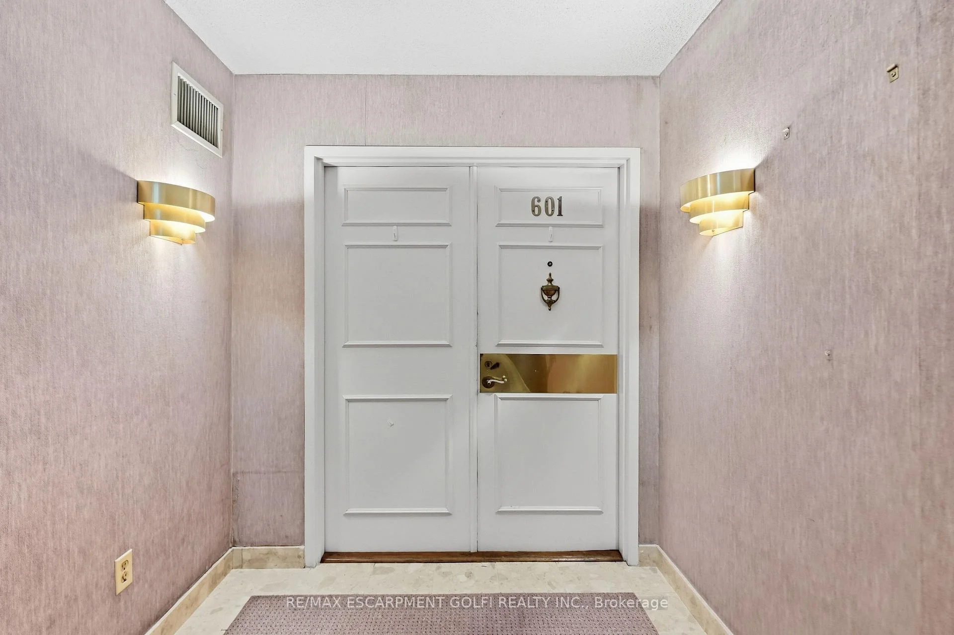 Photo 10 of Unit 601, 49 Robinson Street, Hamilton, Dundurn — HOMEH