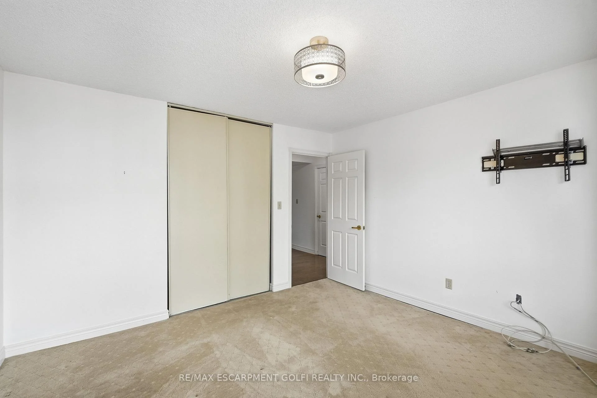 Photo 46 of Unit 601, 49 Robinson Street, Hamilton, Dundurn — HOMEH