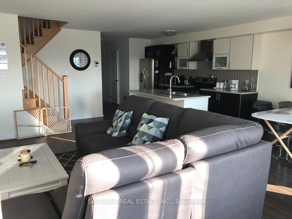 Photo 5 of 65 Sherway Street, Hamilton, Stoney Creek — HOMEH