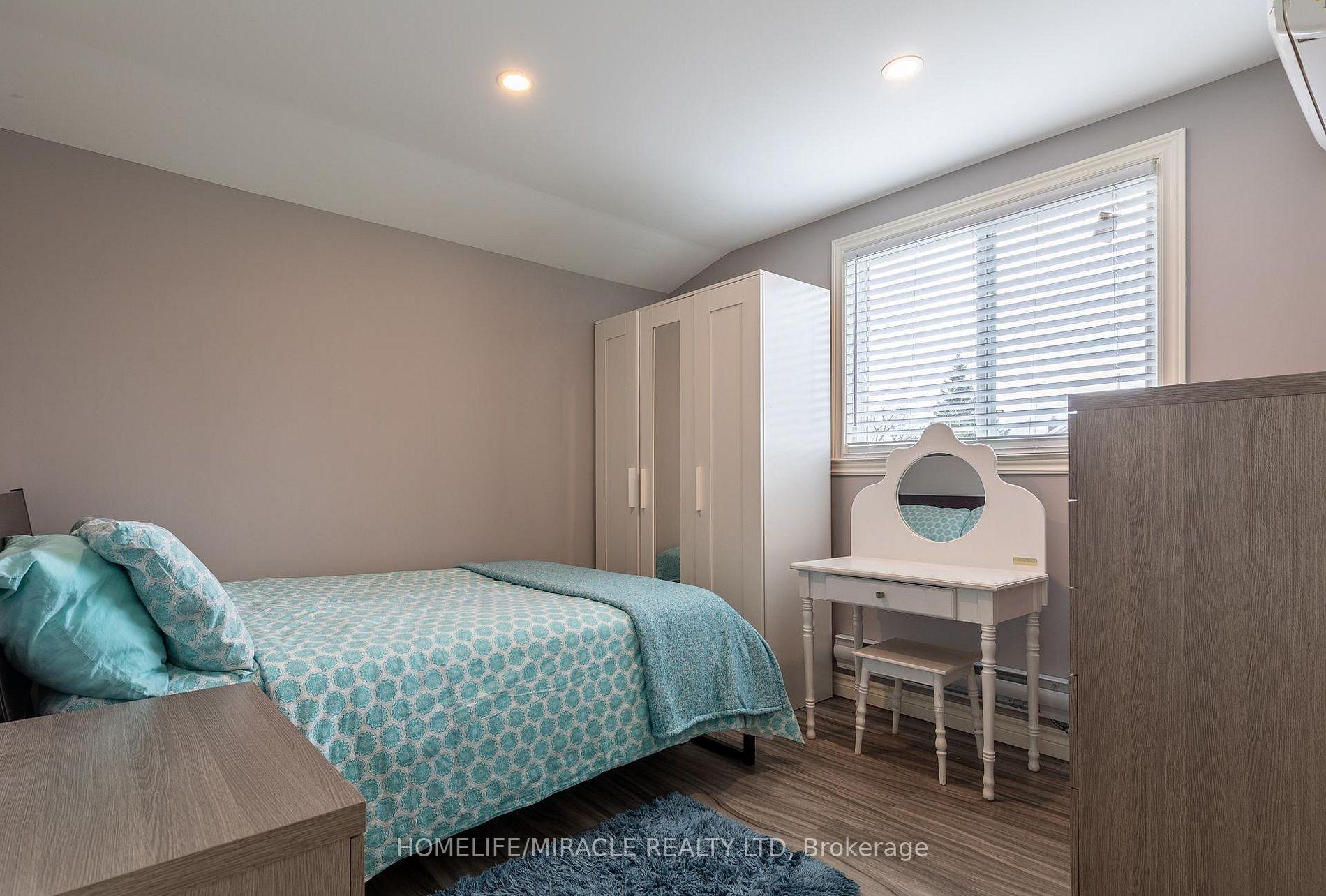 Photo 13 of 36 Division Street, St. Catharines, E. Chester — HOMEH