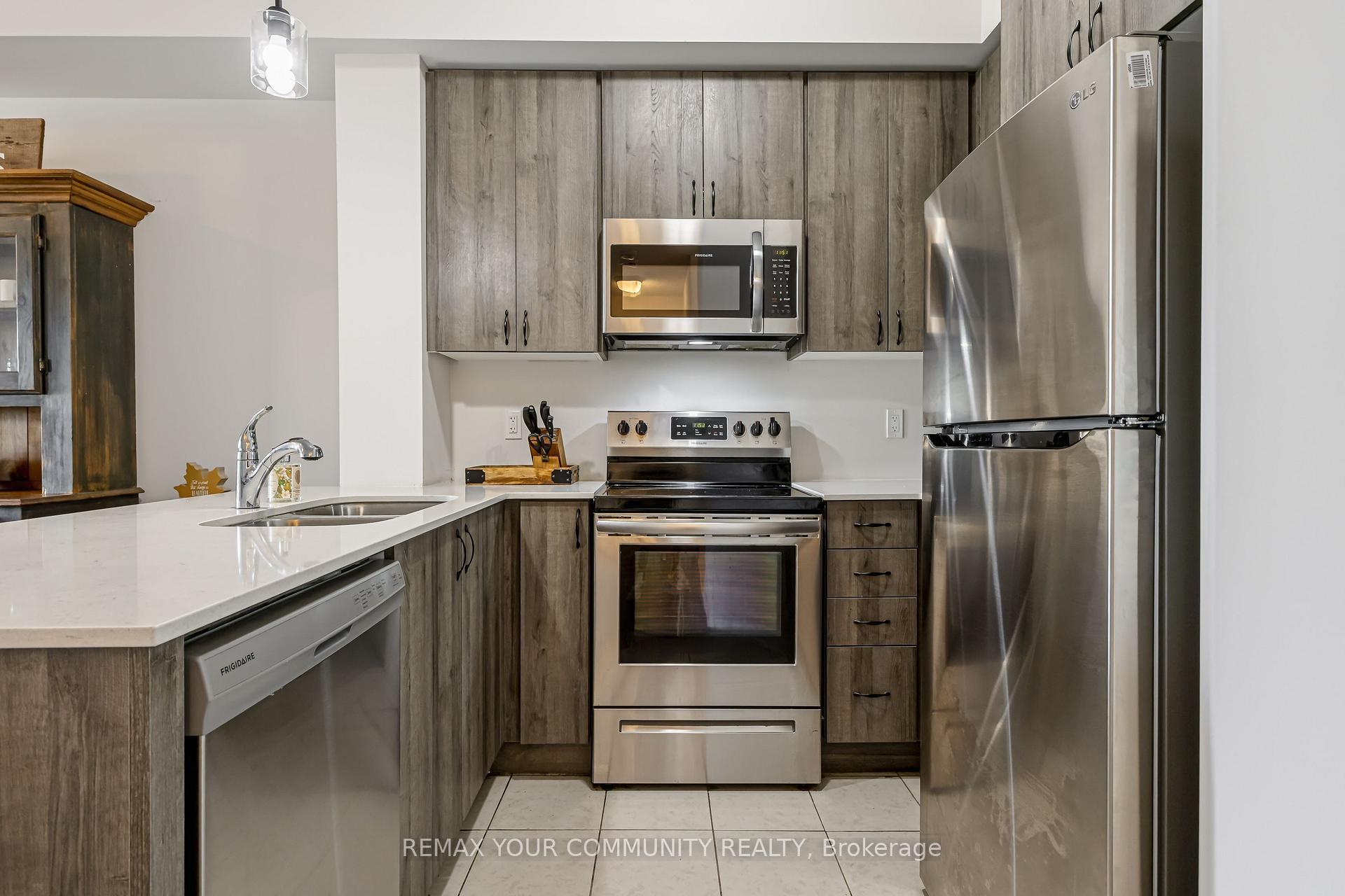 Photo 14 of Unit 202, 65 Shipway Avenue, Clarington, Newcastle — HOMEH