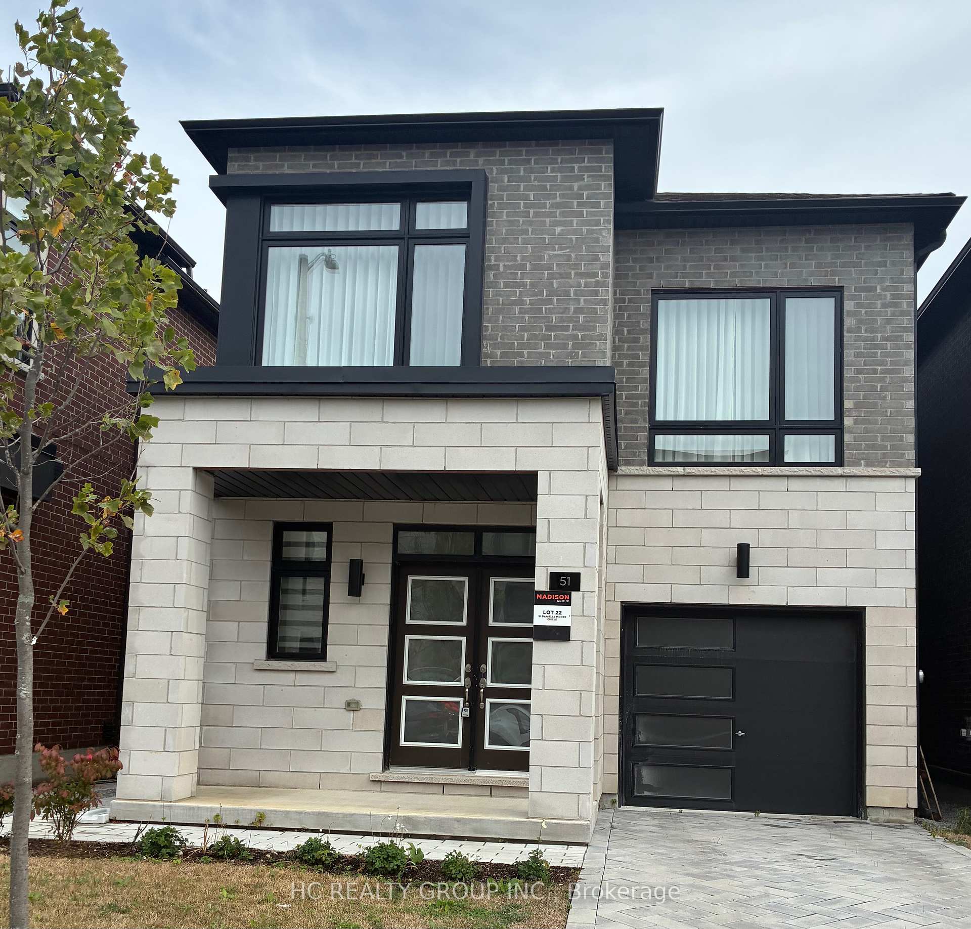 Photo 1 of 51 Danielle Moore Circle, Scarborough, Bendale — HOMEH