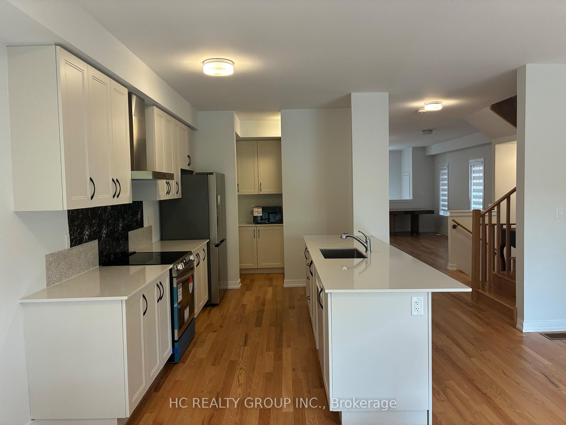 Photo 4 of 51 Danielle Moore Circle, Scarborough, Bendale — HOMEH