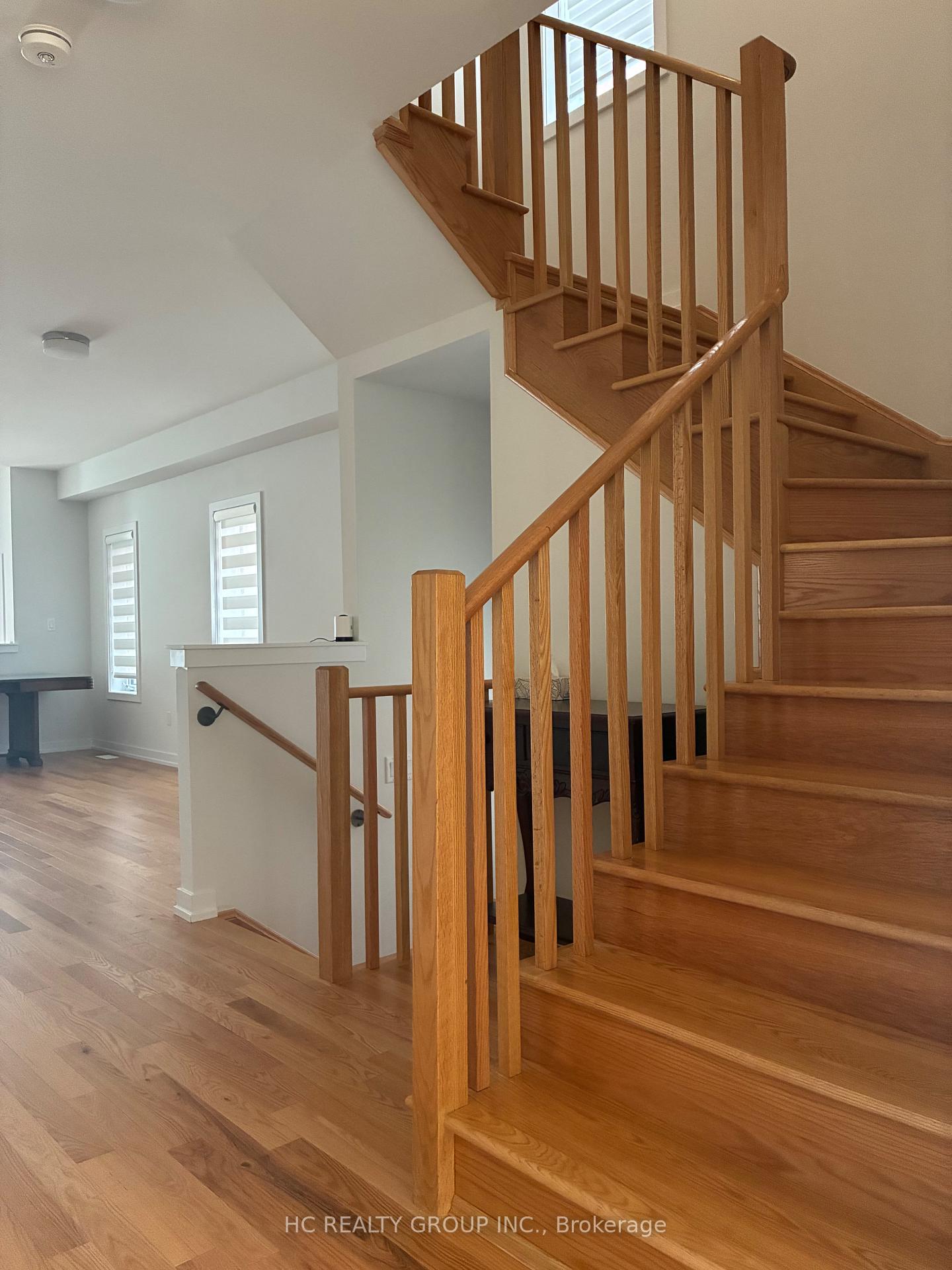 Photo 5 of 51 Danielle Moore Circle, Scarborough, Bendale — HOMEH