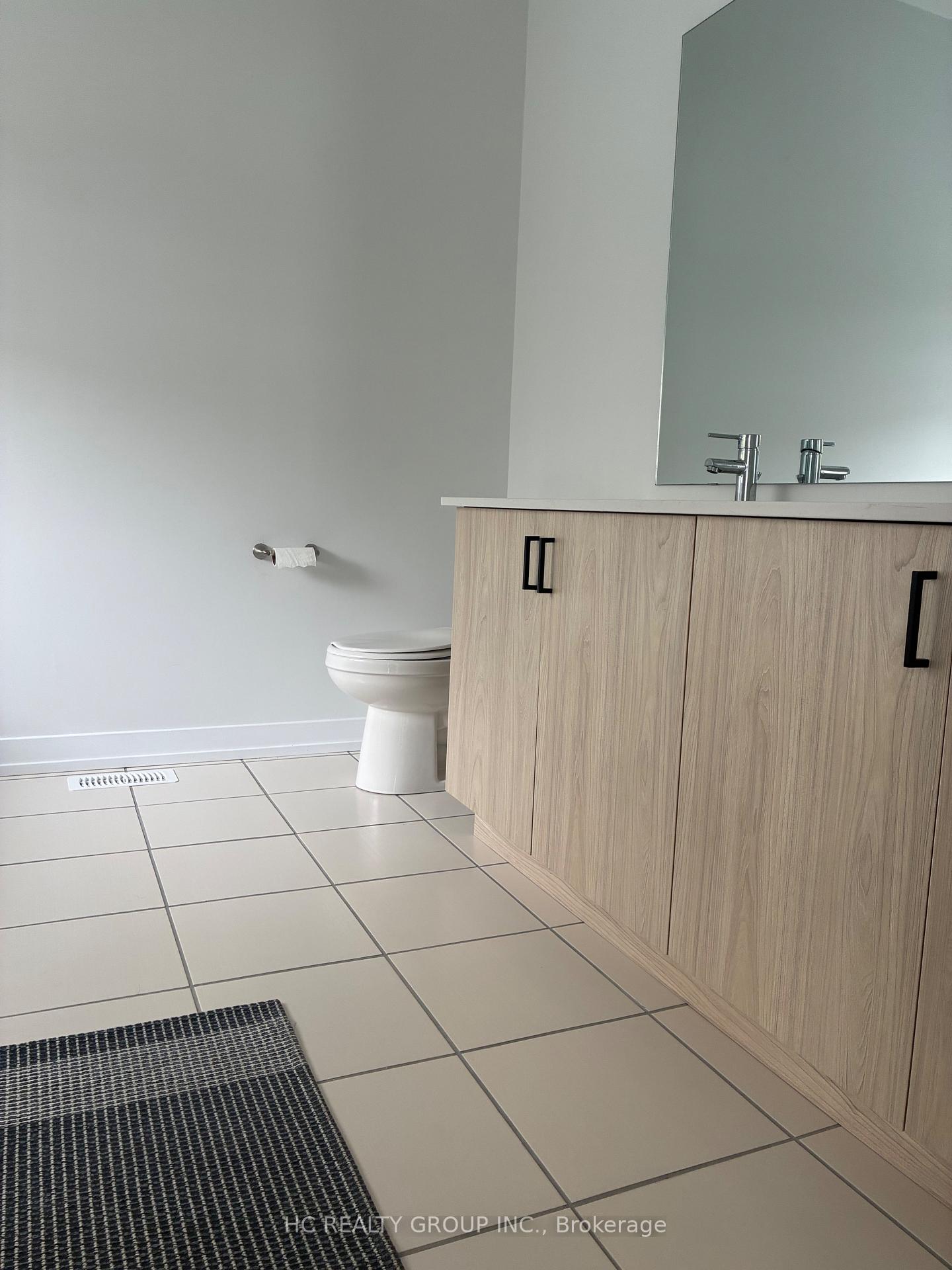 Photo 8 of 51 Danielle Moore Circle, Scarborough, Bendale — HOMEH