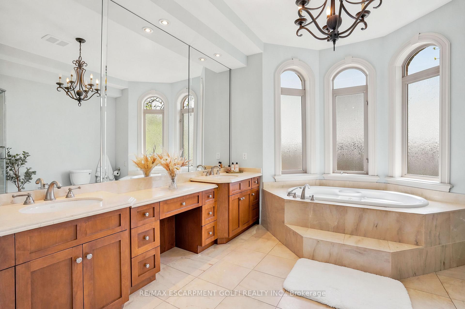 Photo 18 of 1863 Shaver Road, Hamilton, Rural Ancaster — HOMEH