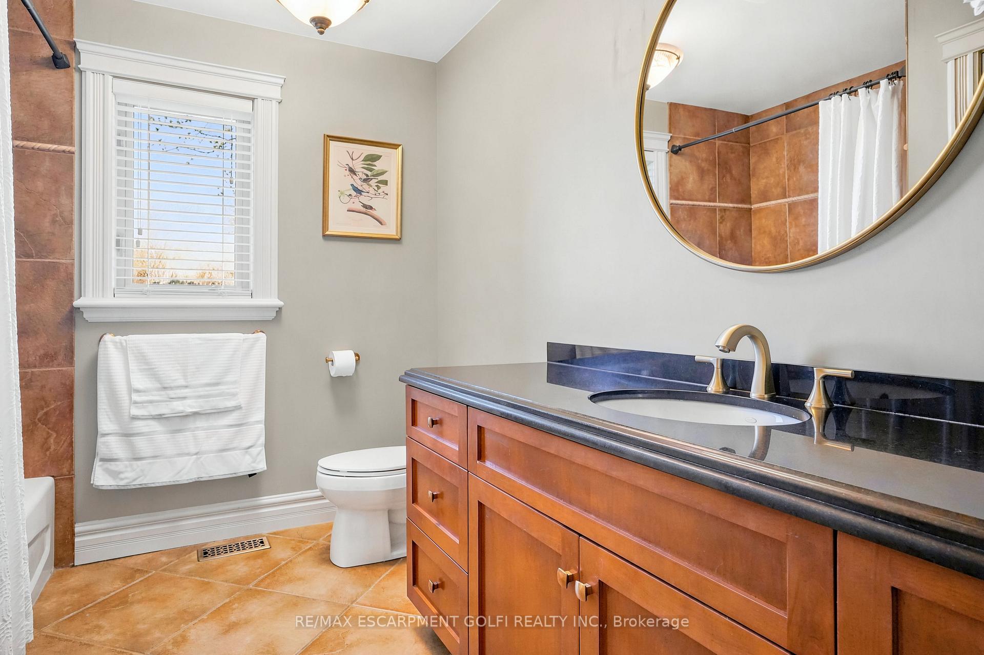 Photo 22 of 1863 Shaver Road, Hamilton, Rural Ancaster — HOMEH