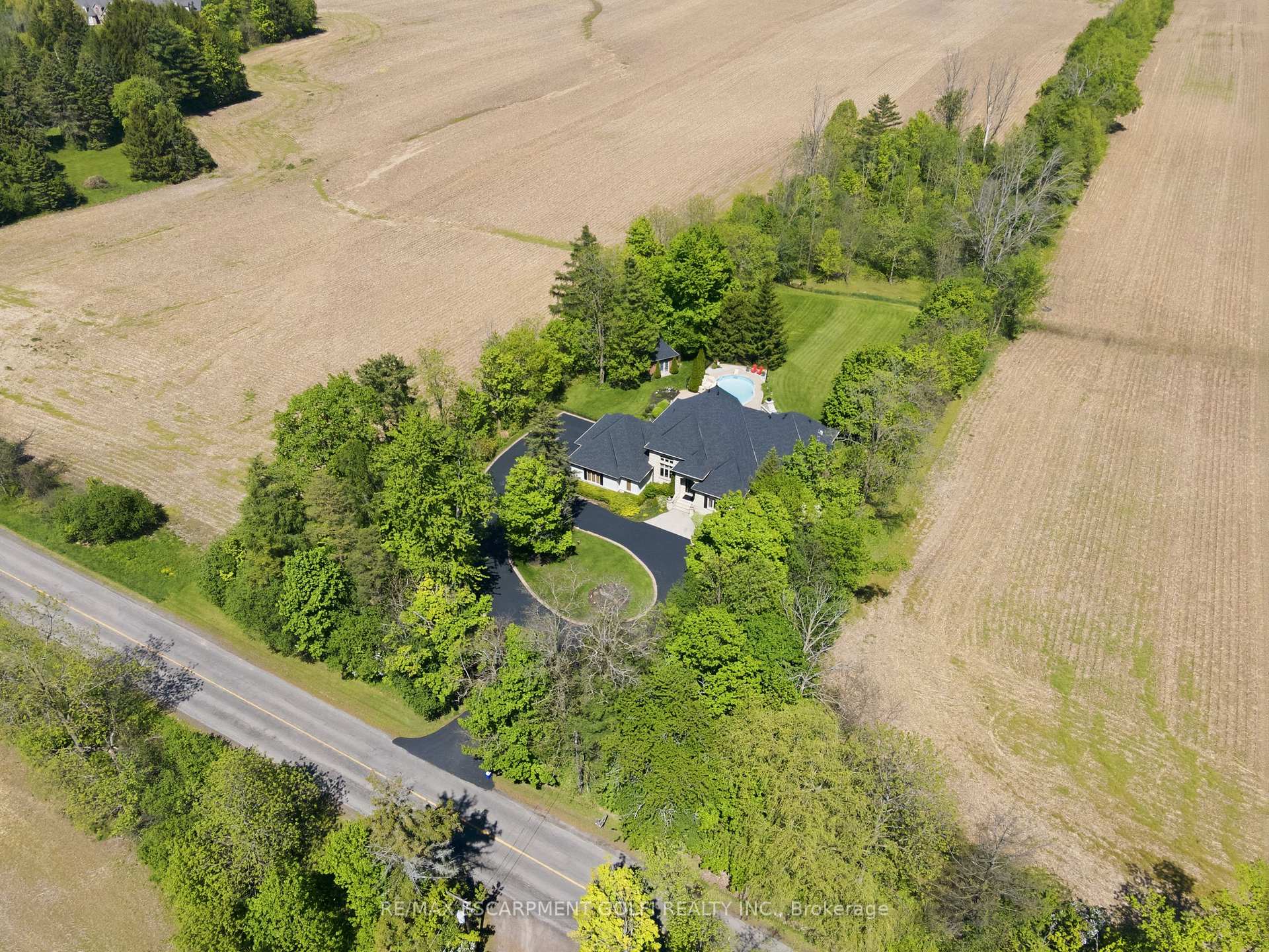 Photo 47 of 1863 Shaver Road, Hamilton, Rural Ancaster — HOMEH