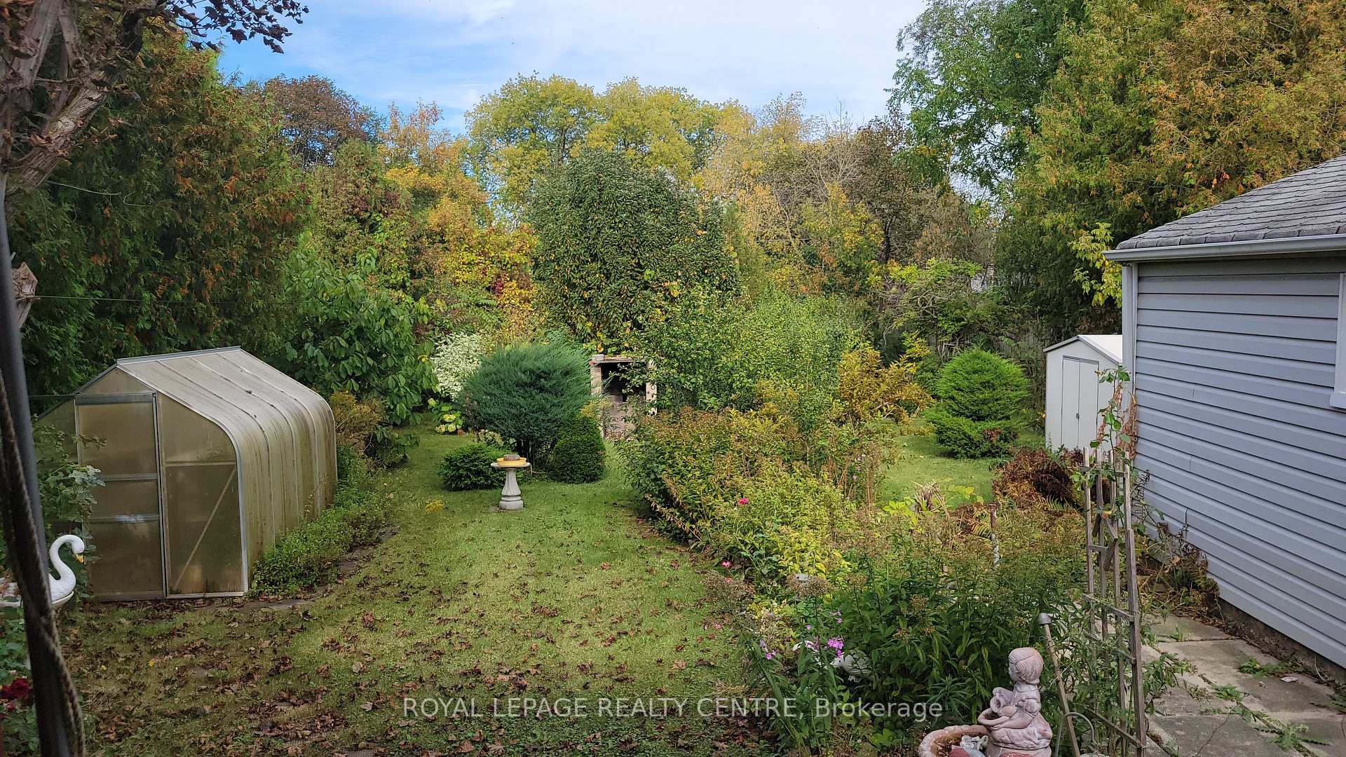 Photo 19 of 7 Earl Street, Mississauga, Streetsville — HOMEH