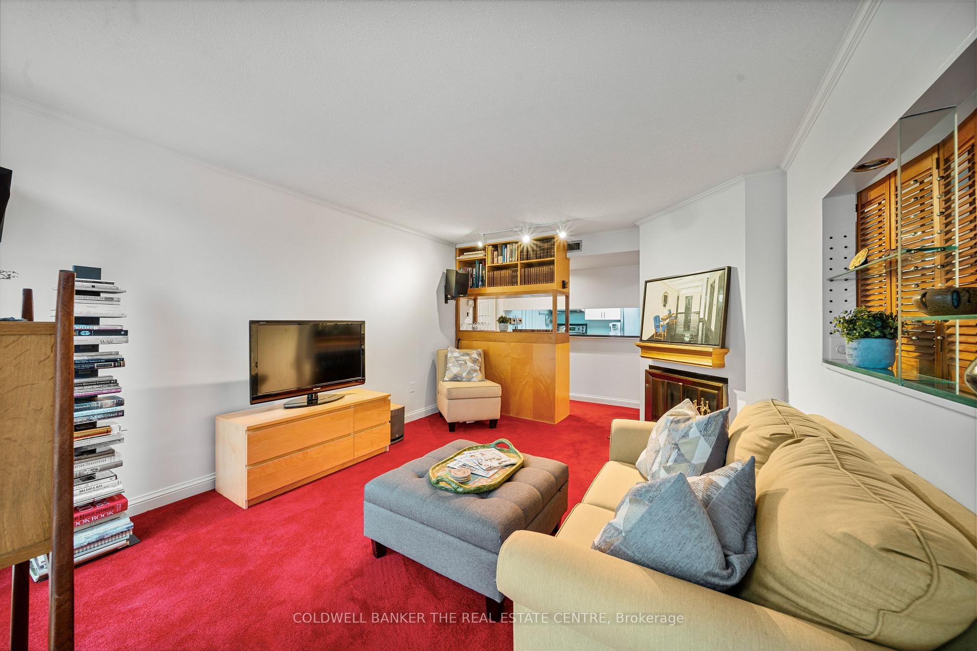 Photo 4 of Unit 1007, 701 King Street W, Toronto, Niagara — HOMEH