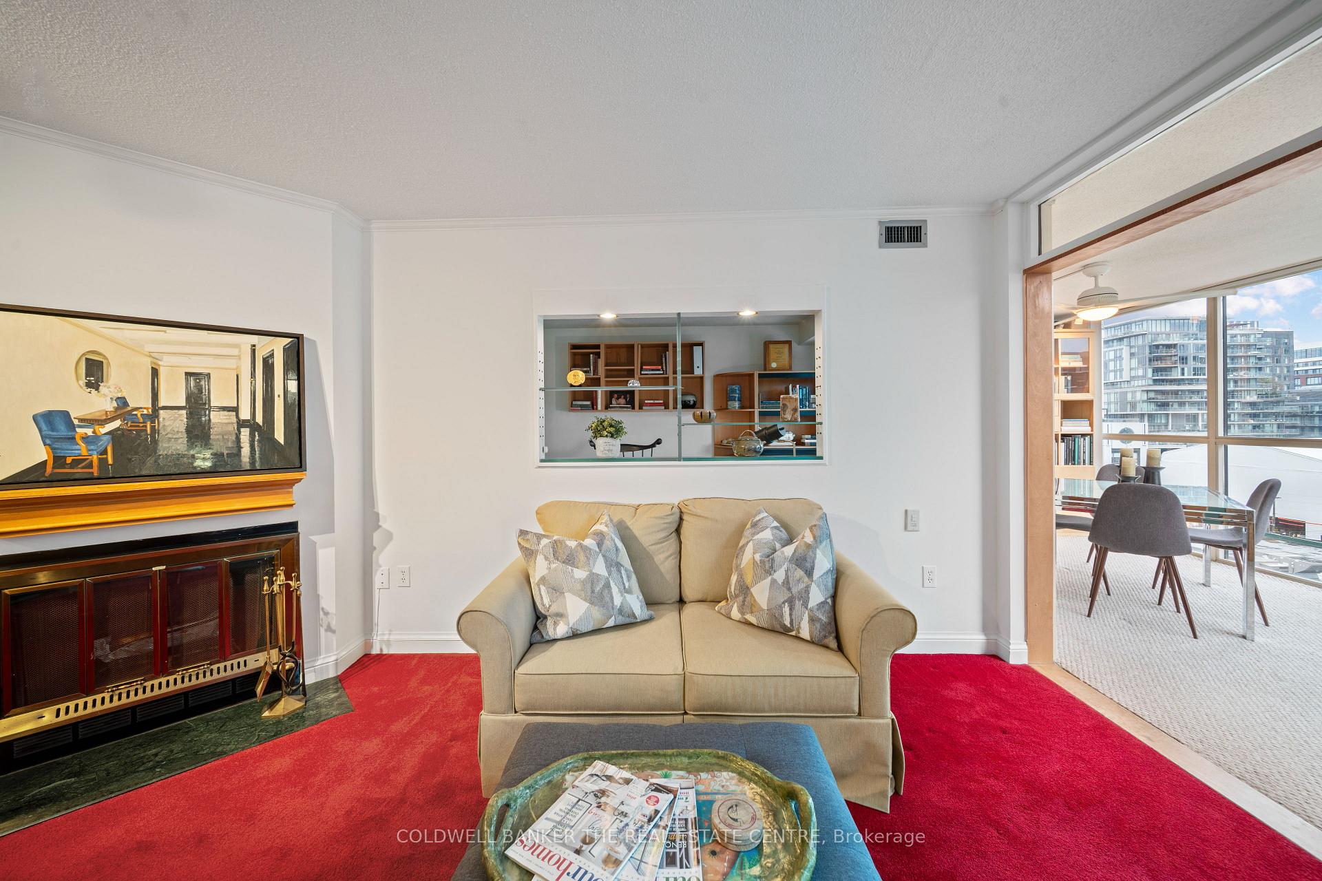 Photo 6 of Unit 1007, 701 King Street W, Toronto, Niagara — HOMEH