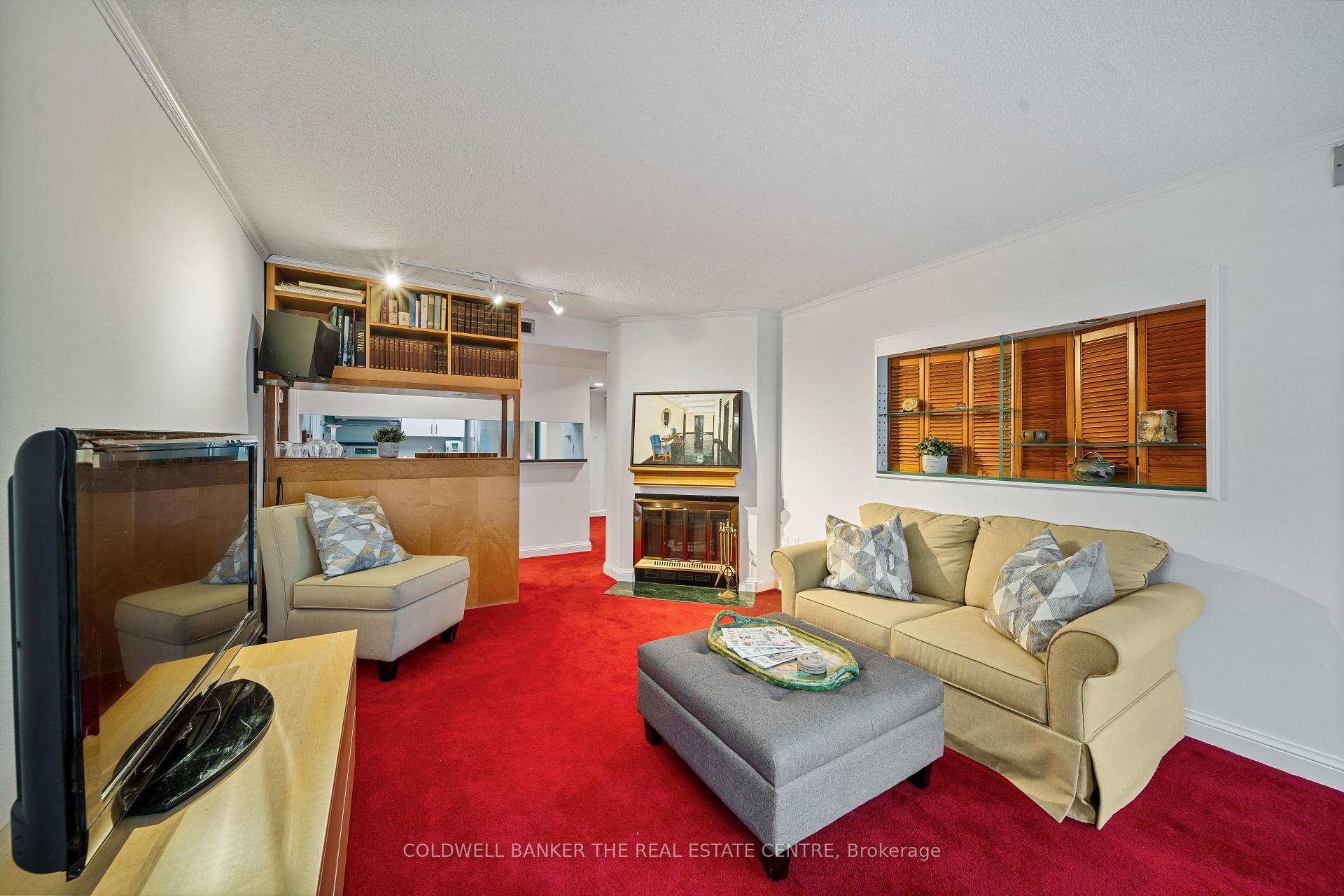 Photo 7 of Unit 1007, 701 King Street W, Toronto, Niagara — HOMEH