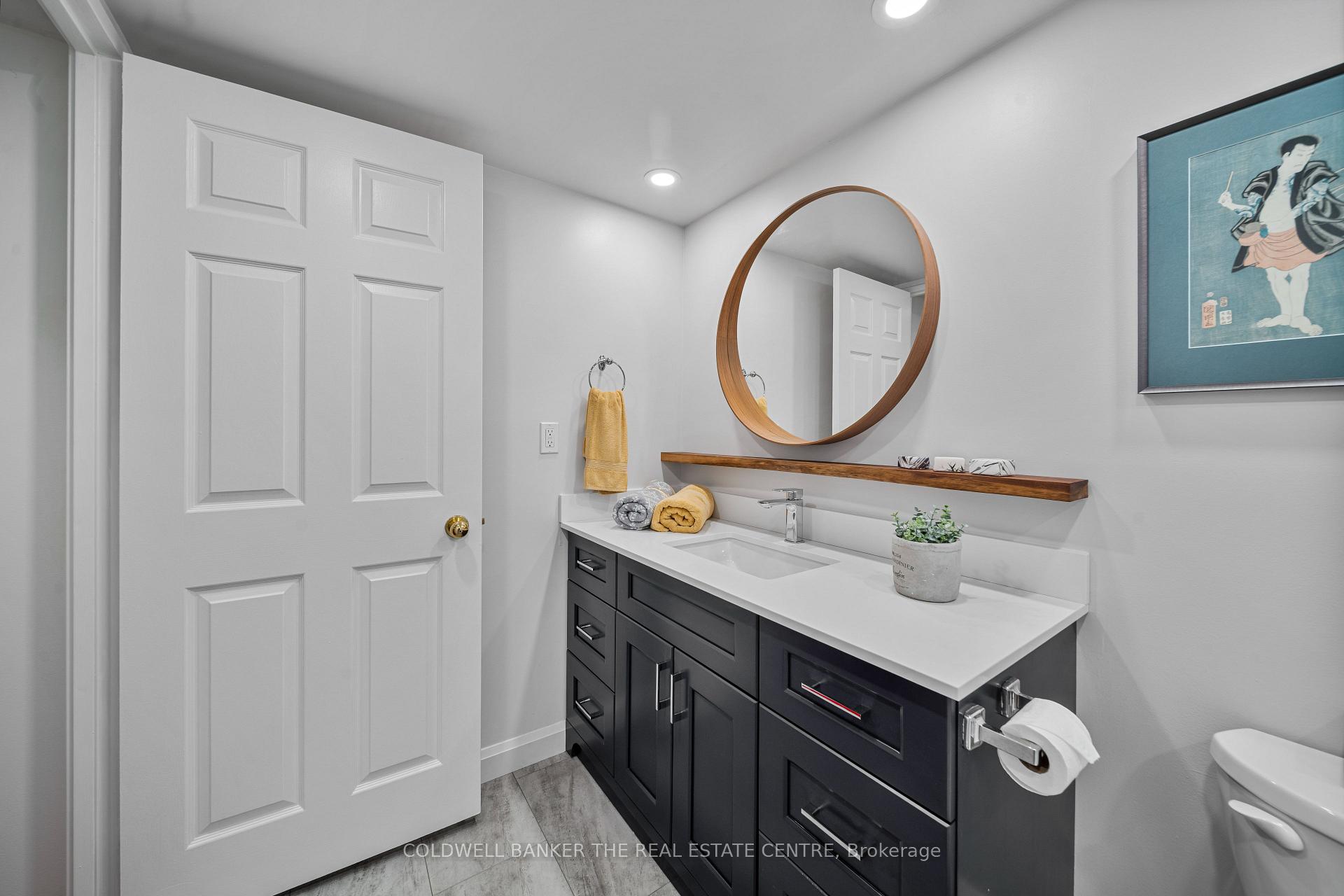 Photo 20 of Unit 1007, 701 King Street W, Toronto, Niagara — HOMEH