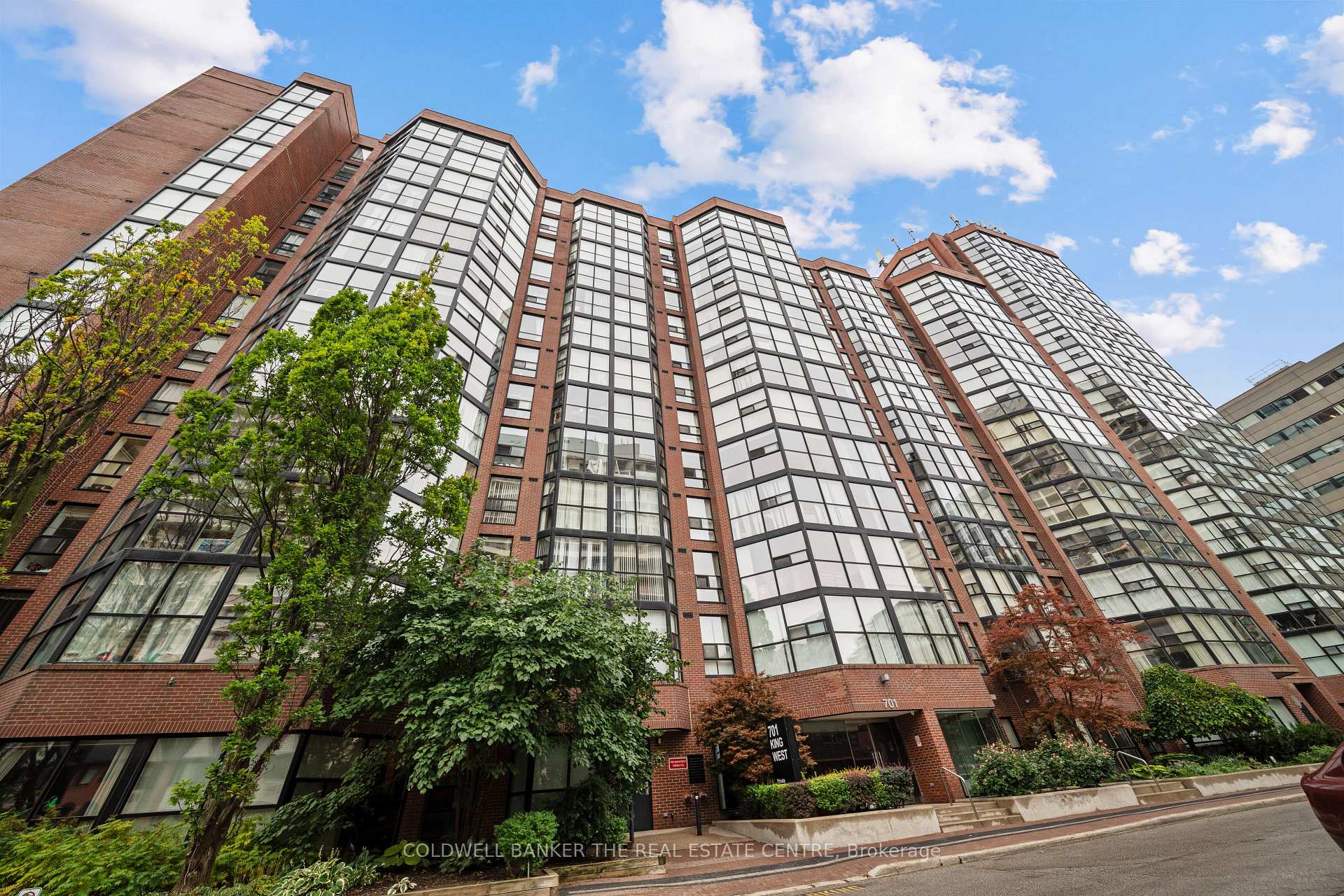 Photo 43 of Unit 1007, 701 King Street W, Toronto, Niagara — HOMEH