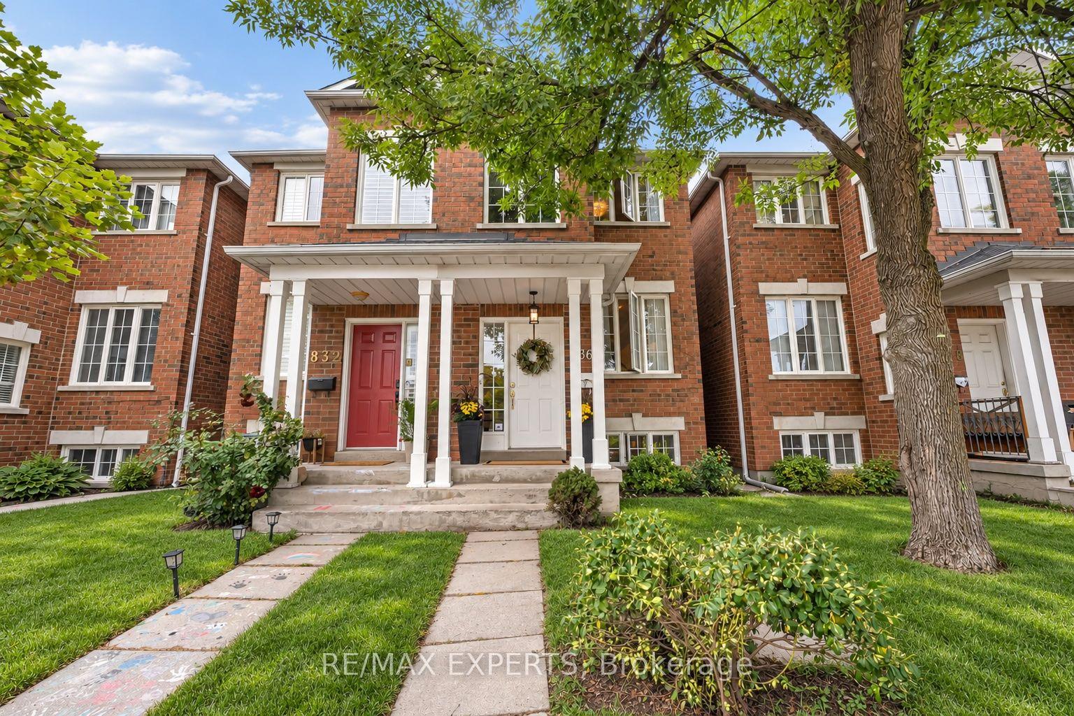 Photo of 836 St Clarens Avenue