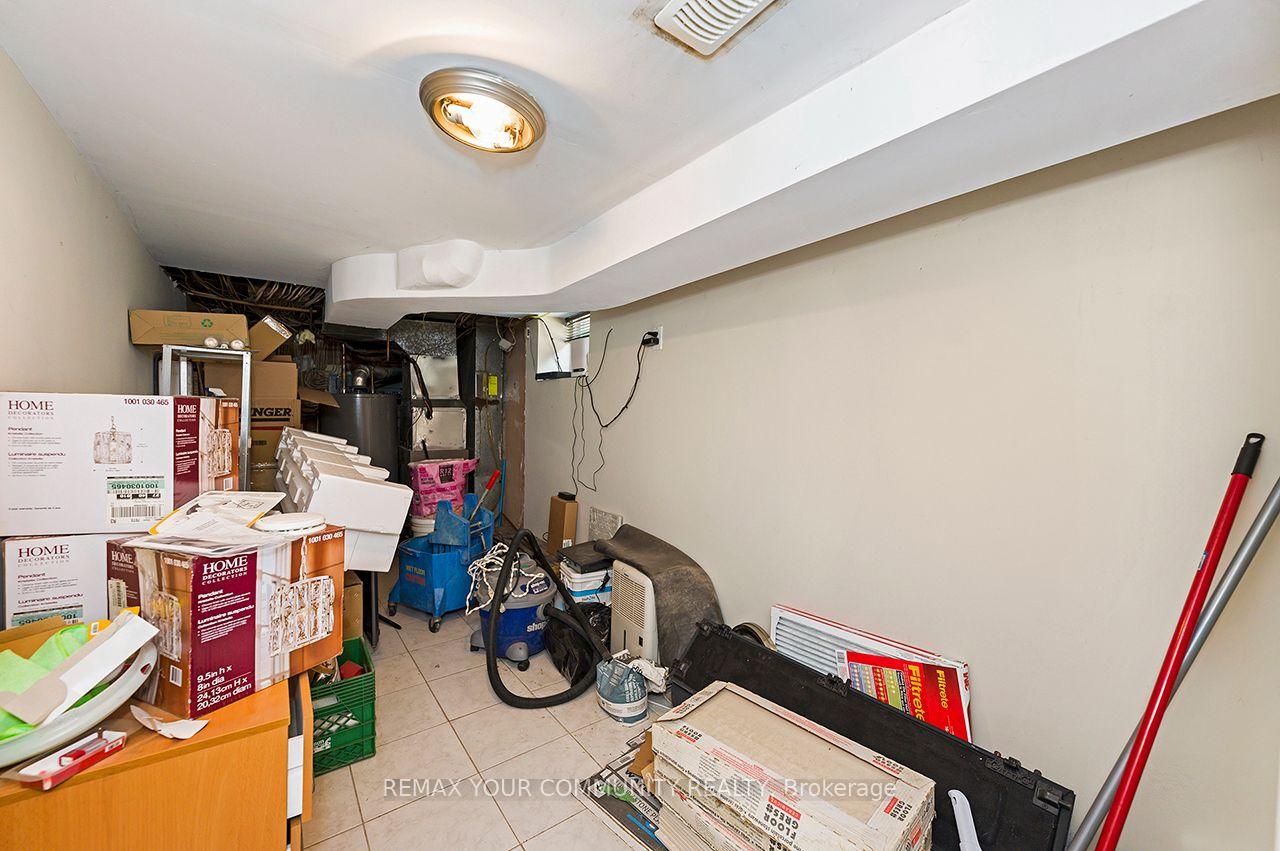Photo 37 of 73 Struthers Street, Etobicoke, Mimico — HOMEH