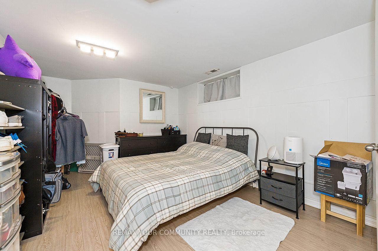Photo 40 of 73 Struthers Street, Etobicoke, Mimico — HOMEH