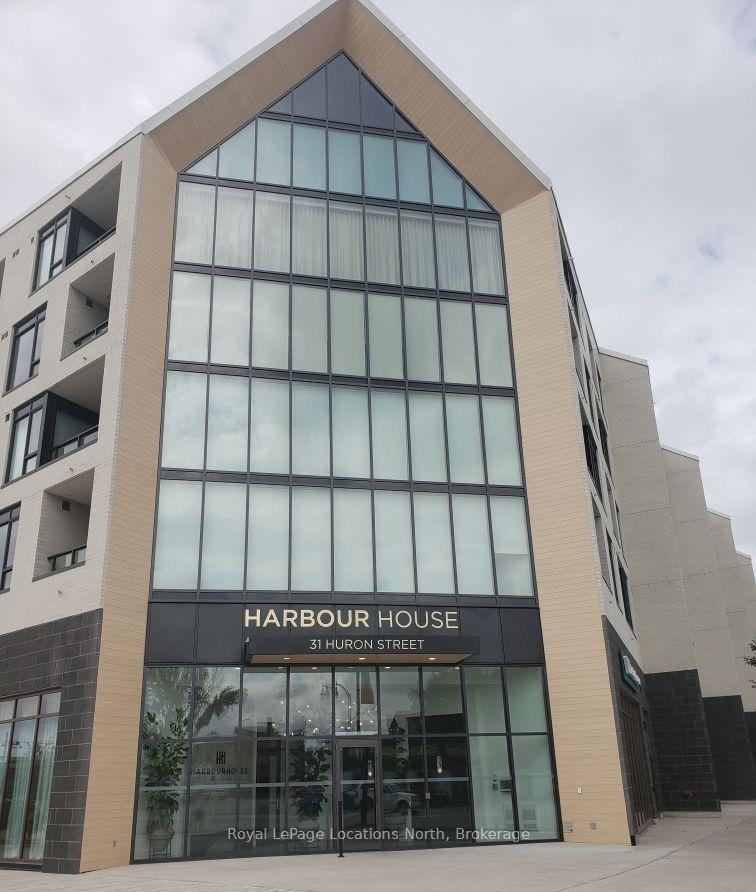 Photo of Unit 207, 31 Huron Street
