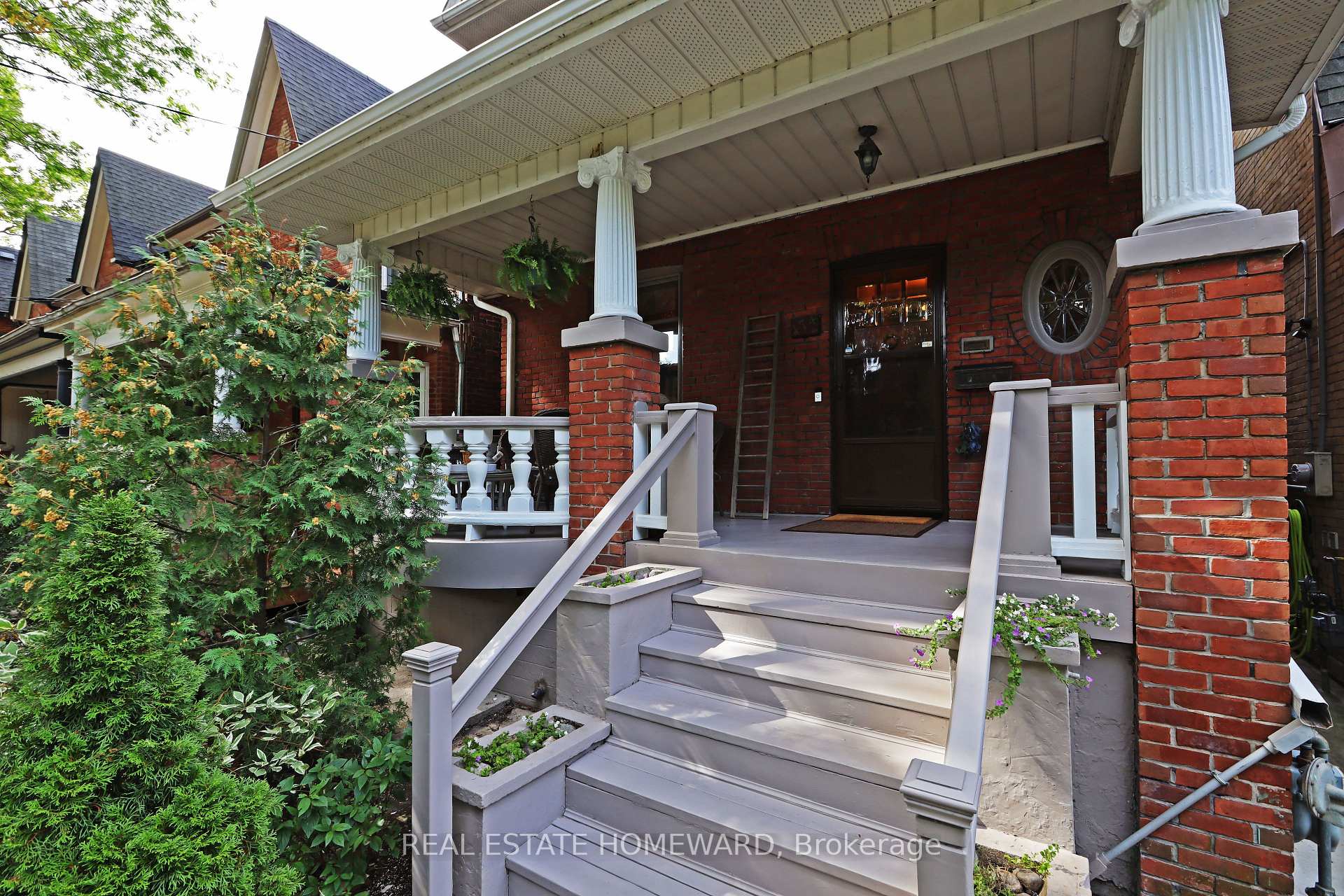 Photo 2 of 174 Heward Avenue, Toronto, South Riverdale — HOMEH