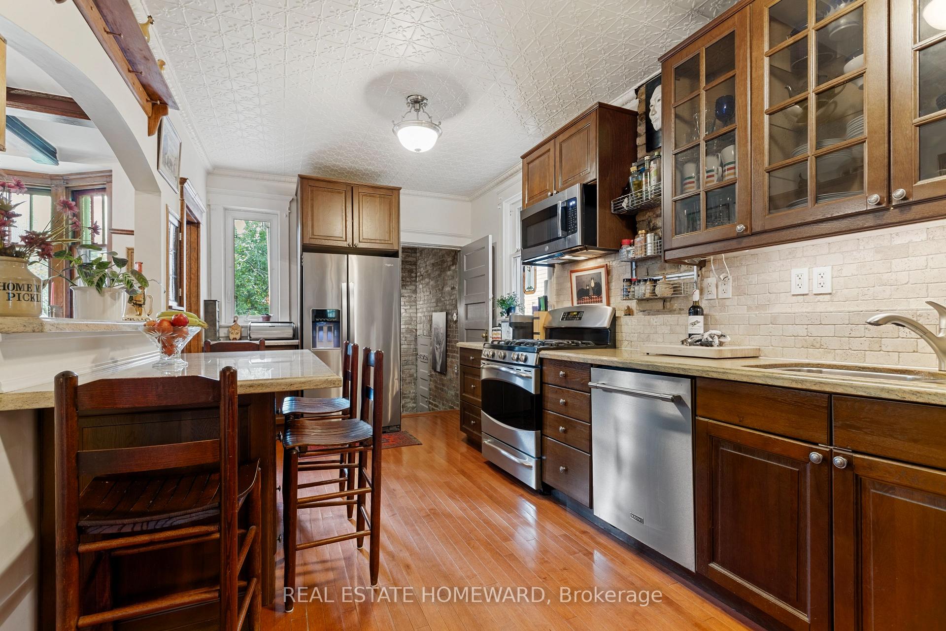 Photo 10 of 174 Heward Avenue, Toronto, South Riverdale — HOMEH
