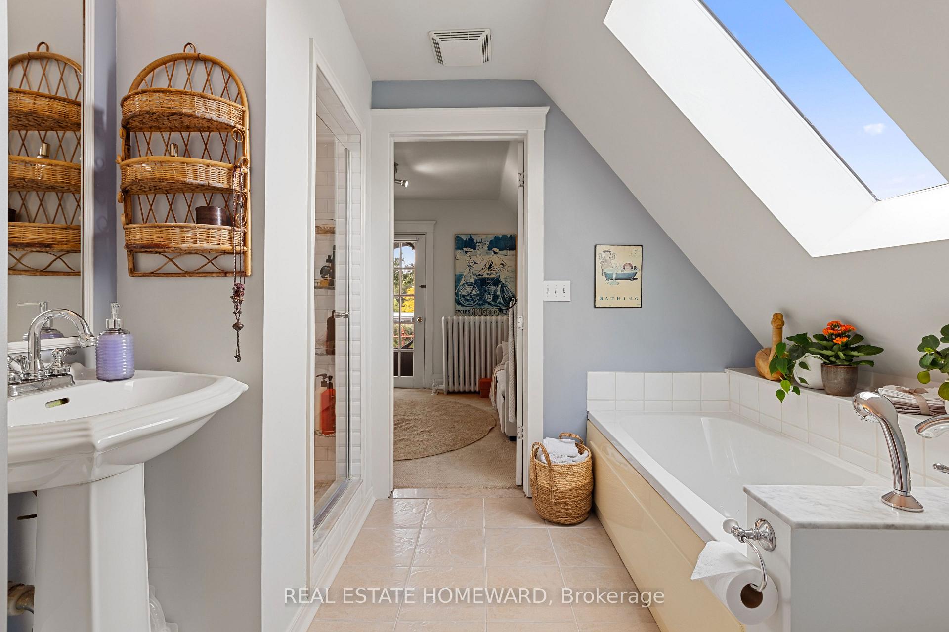 Photo 26 of 174 Heward Avenue, Toronto, South Riverdale — HOMEH