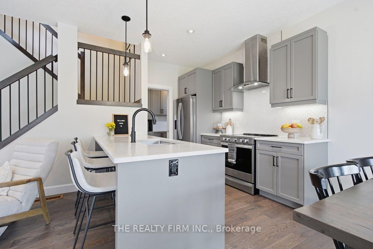 Photo 11 of 1316 Twilite Boulevard, London, North S — HOMEH