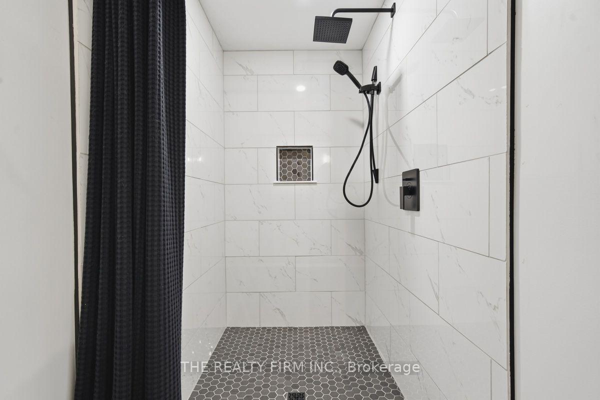 Photo 32 of 1316 Twilite Boulevard, London, North S — HOMEH