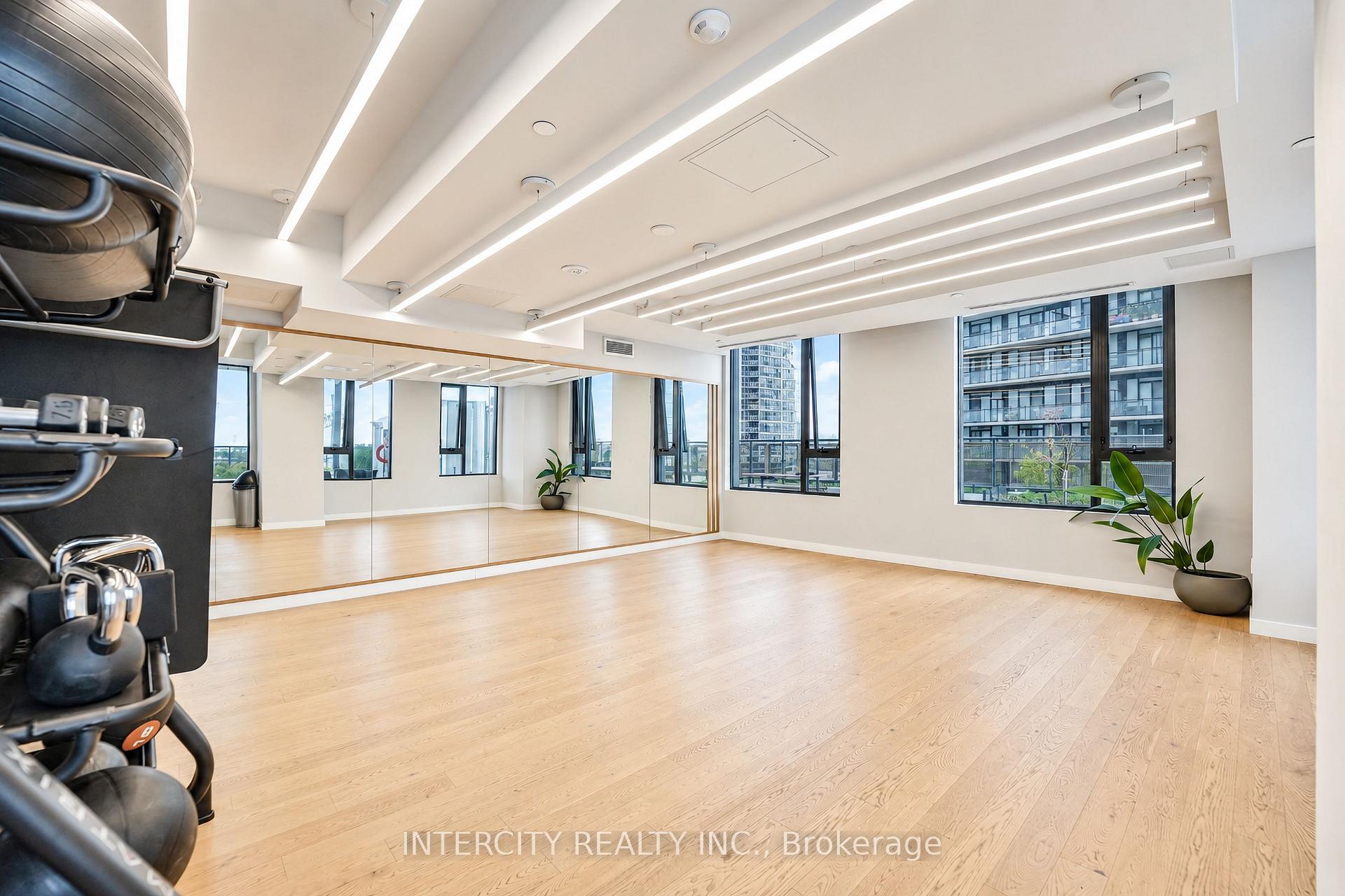 Photo 7 of Unit 2604, 2920 Highway 7, Vaughan, Concord — HOMEH