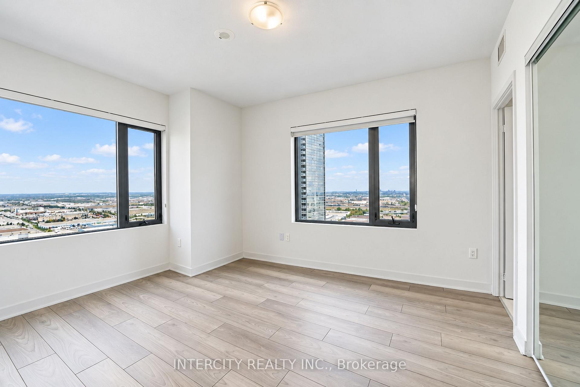 Photo 23 of Unit 2604, 2920 Highway 7, Vaughan, Concord — HOMEH