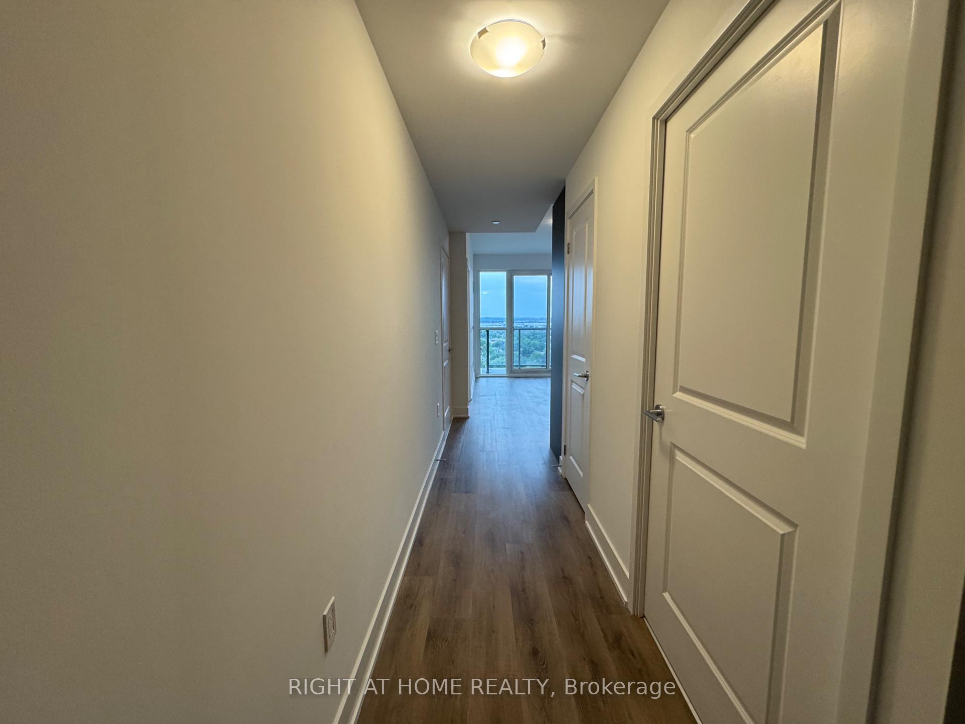 Photo 4 of Unit 1711A, 115 Nipissing Road N, Milton, Timberlea — HOMEH