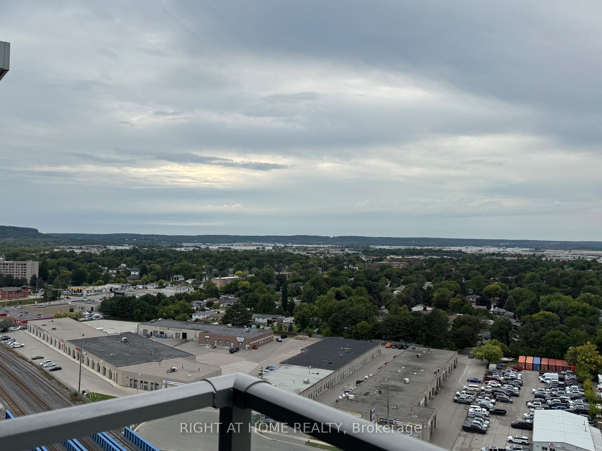Photo 20 of Unit 1711A, 115 Nipissing Road N, Milton, Timberlea — HOMEH