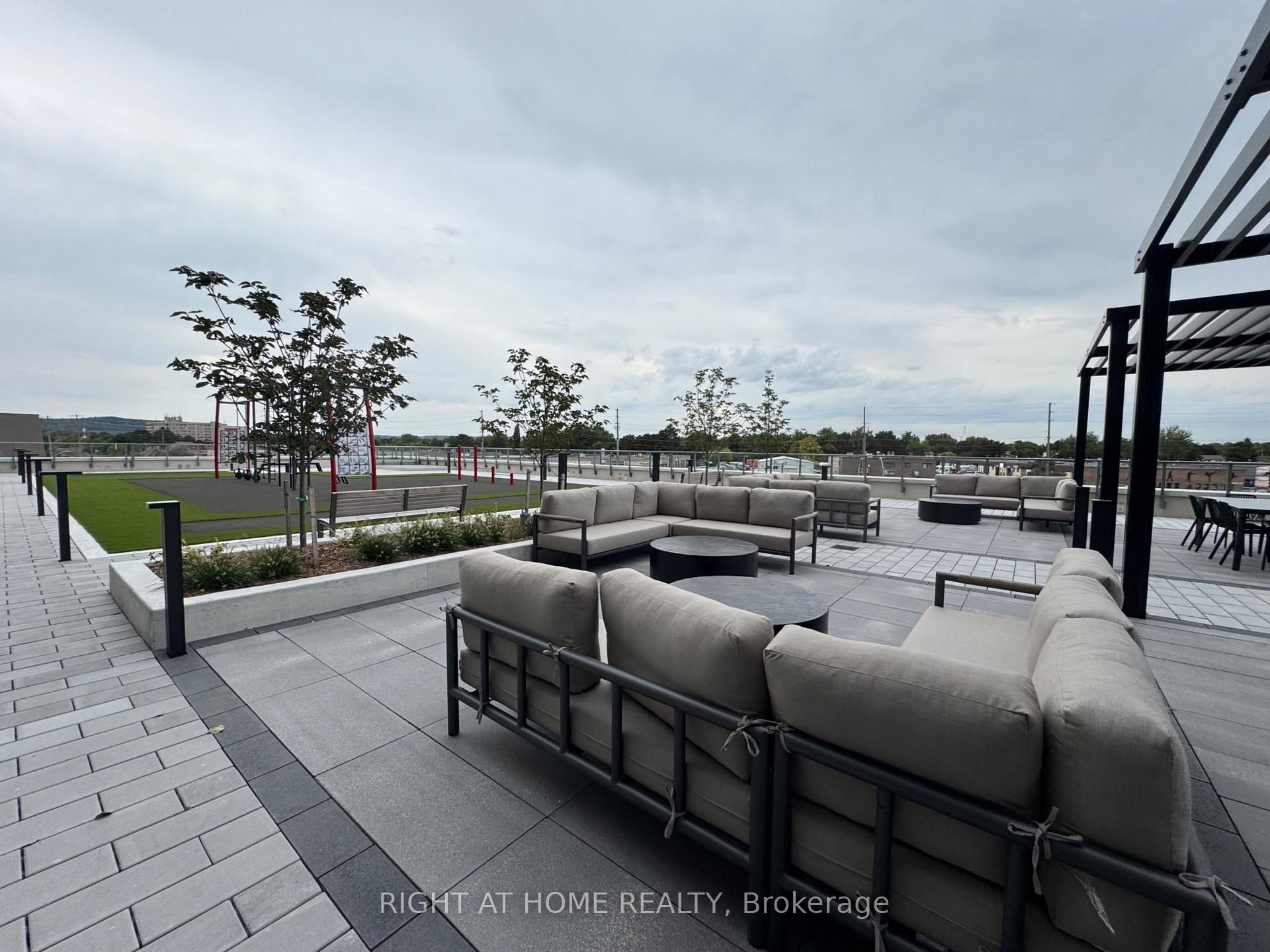 Photo 23 of Unit 1711A, 115 Nipissing Road N, Milton, Timberlea — HOMEH