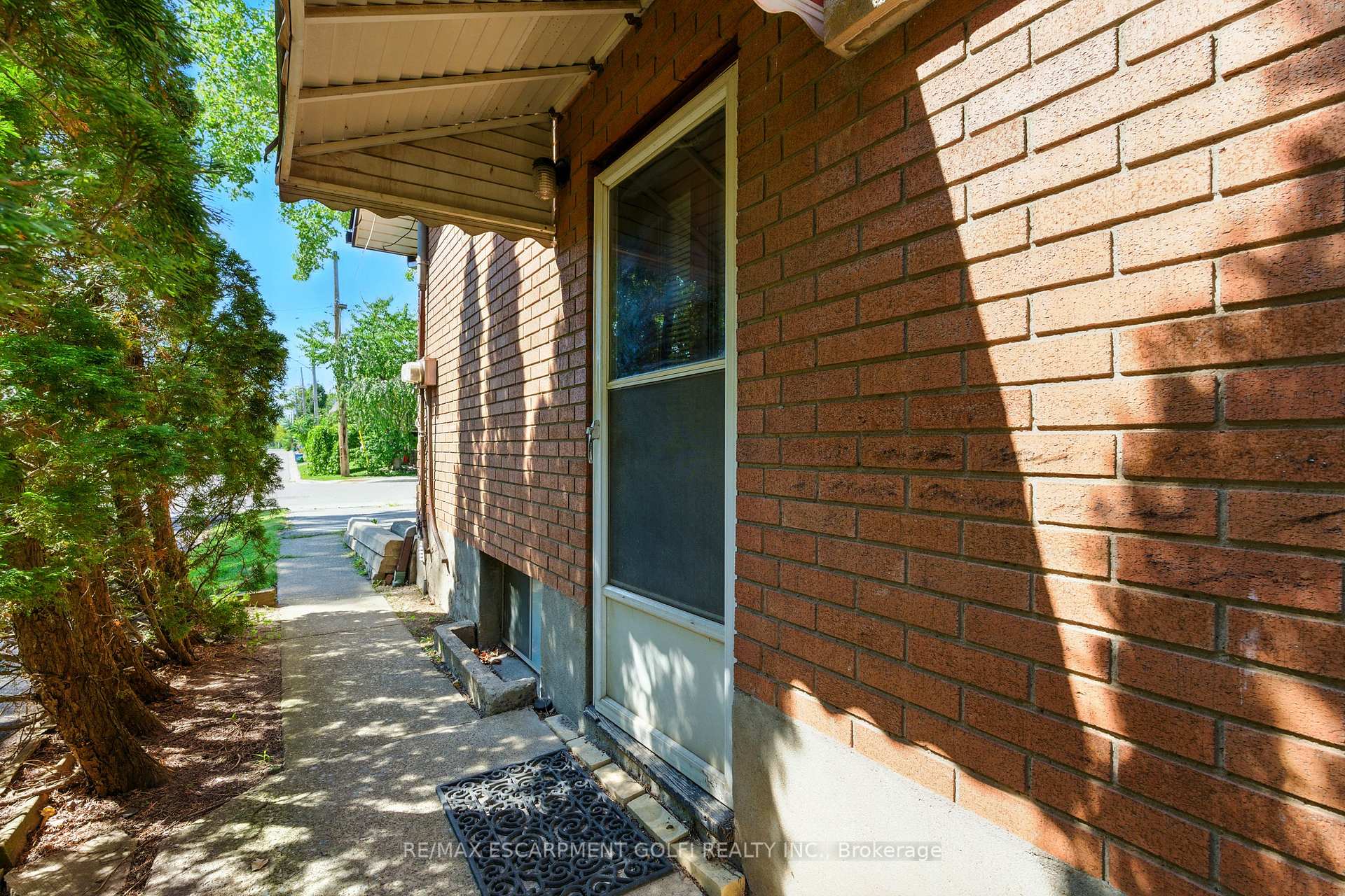 Photo 11 of 34 Shotwell Street, Welland, Prince Charles — HOMEH